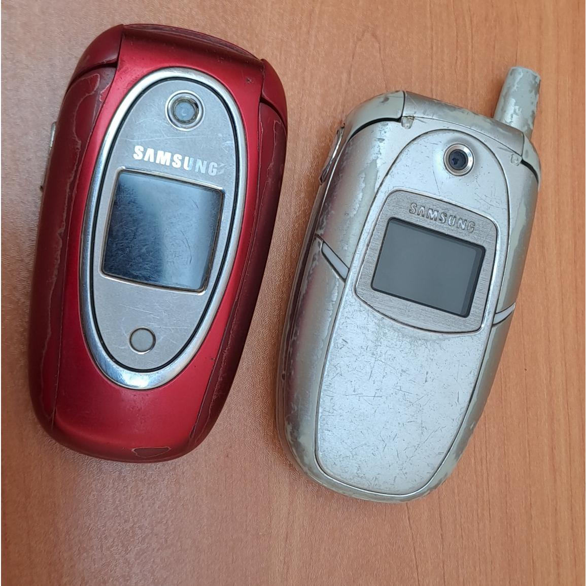 گوشی تاشو سامسونگ SGH_E330و SGH-E310 توضیحات