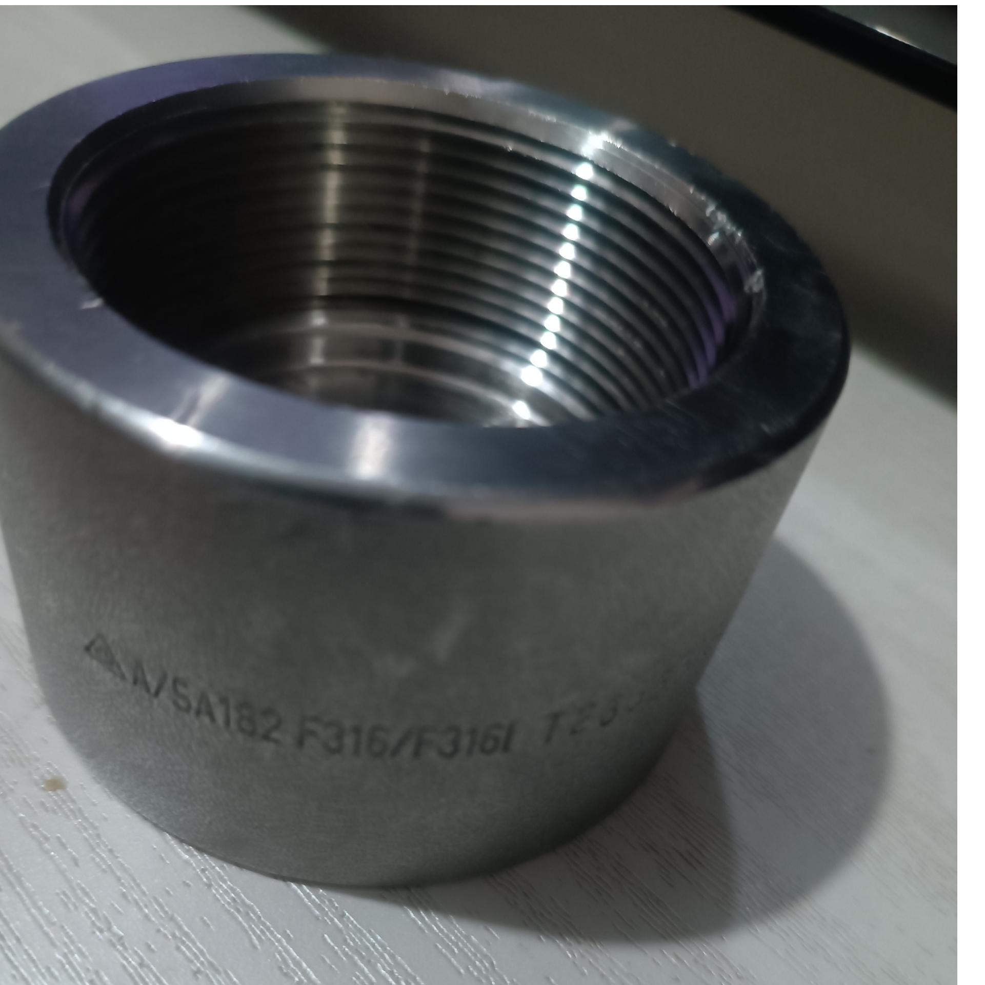 کپ رزوه دار اینچ 3فولاد استیل  A182 f316/f 316