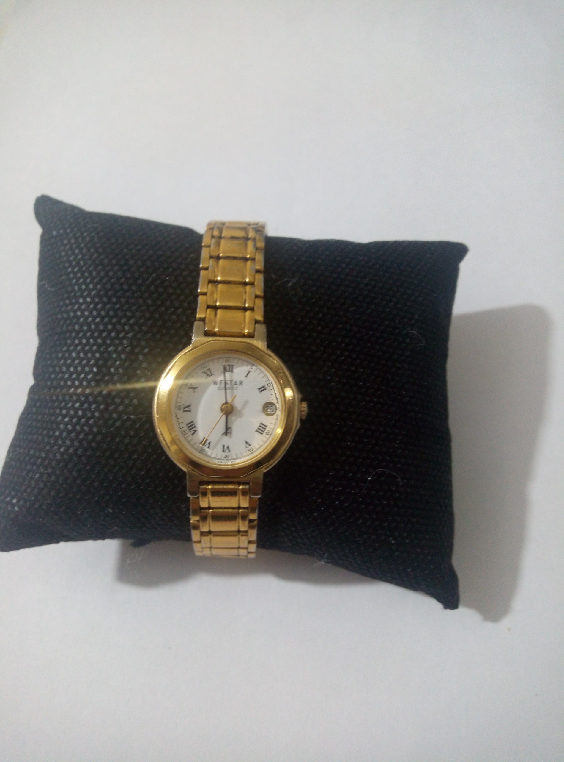 ساعت مچی وستار قدیمی Goldk18مدل 7906lGp