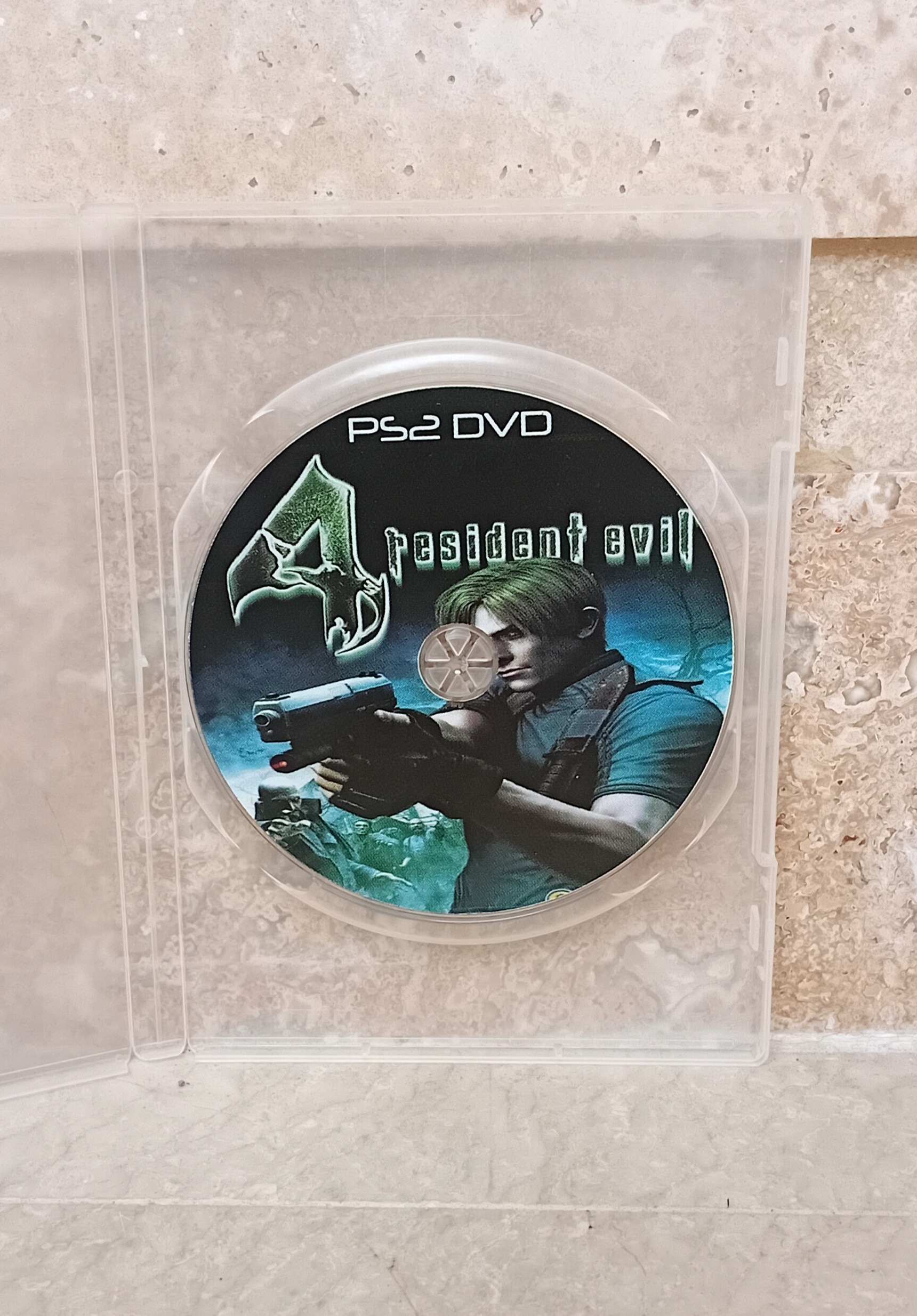 Resident Evil 4 مالزی PS2 دیسک طلایی