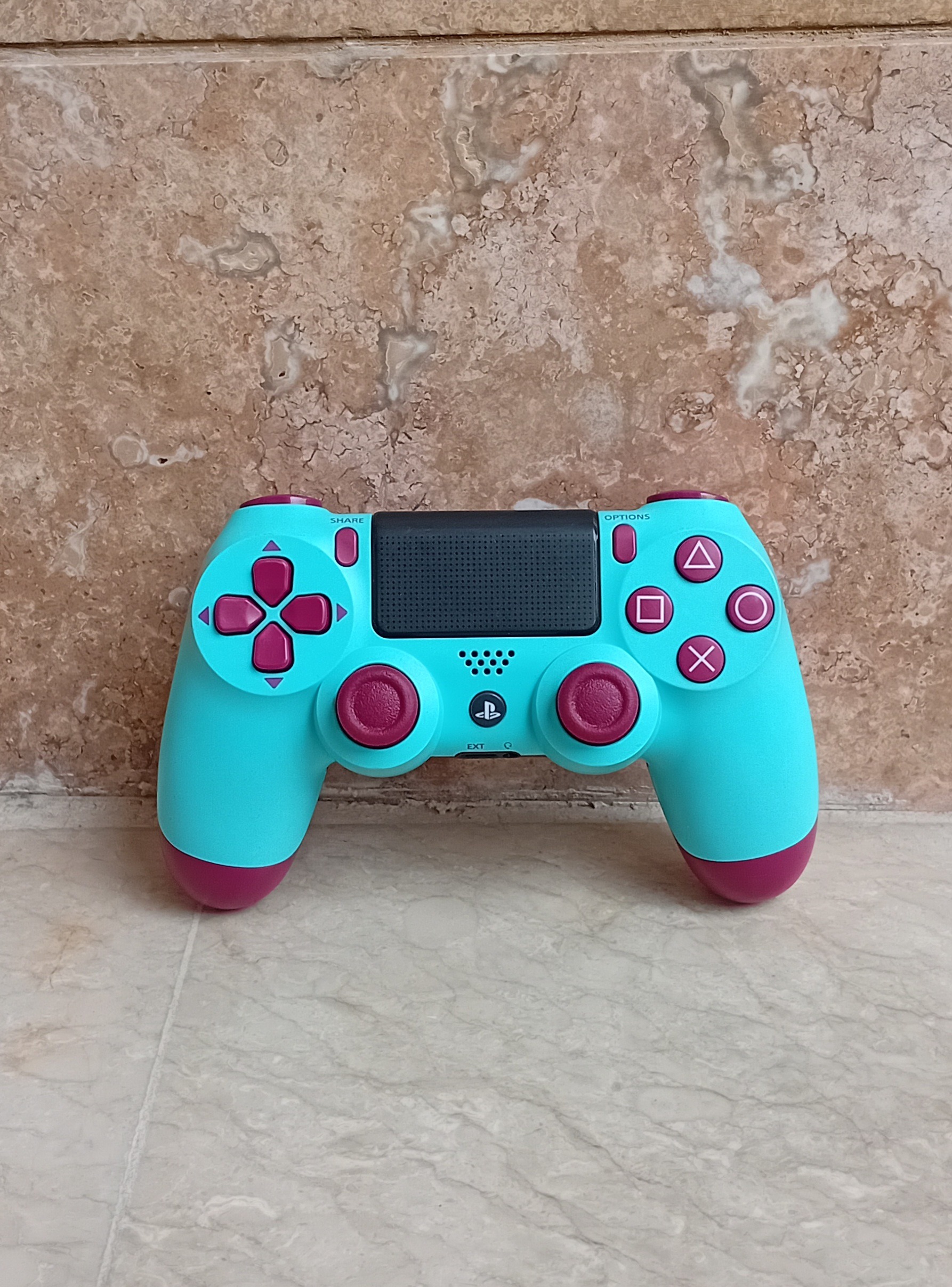 دسته اورجینال PS4 رنگ خاص و آرشیوی