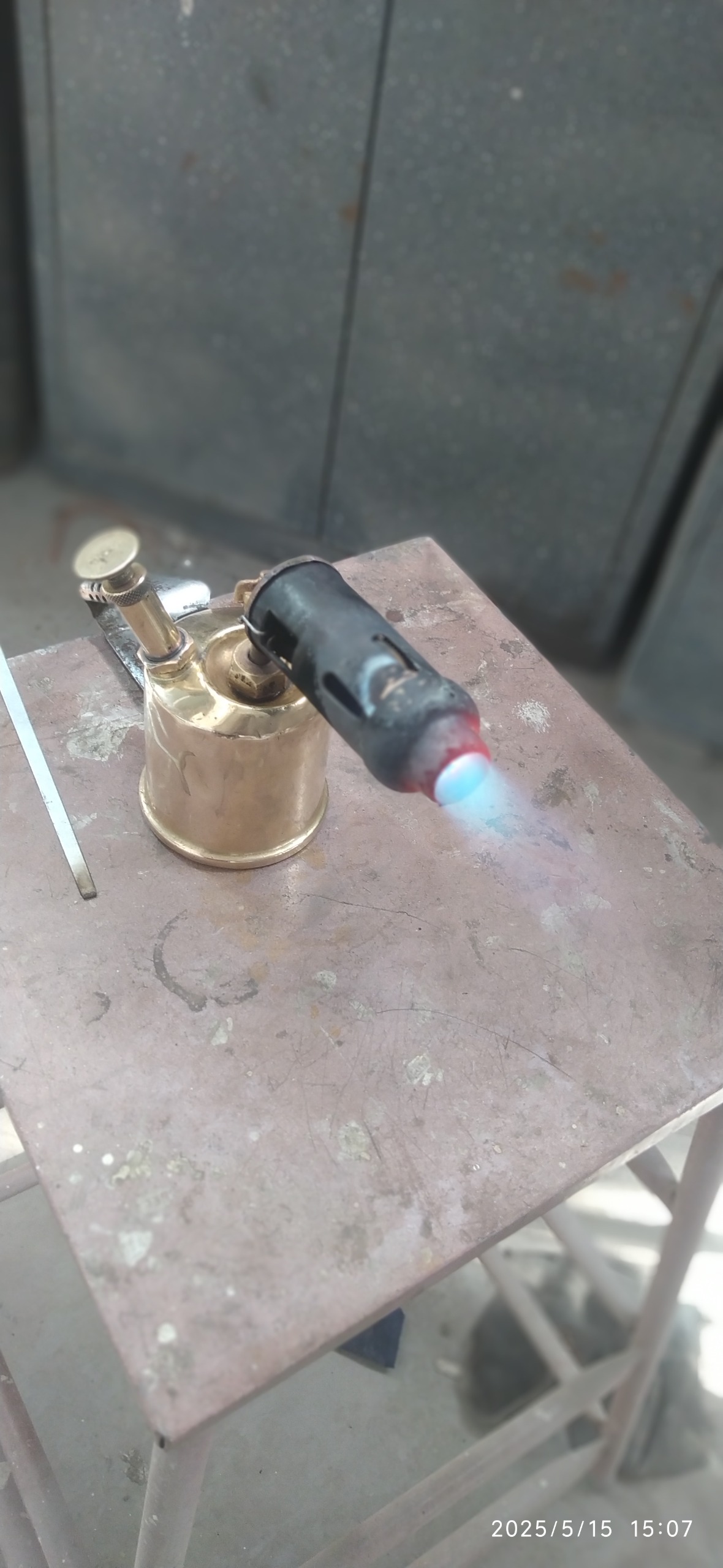 چراغ کوره ای سوئدی