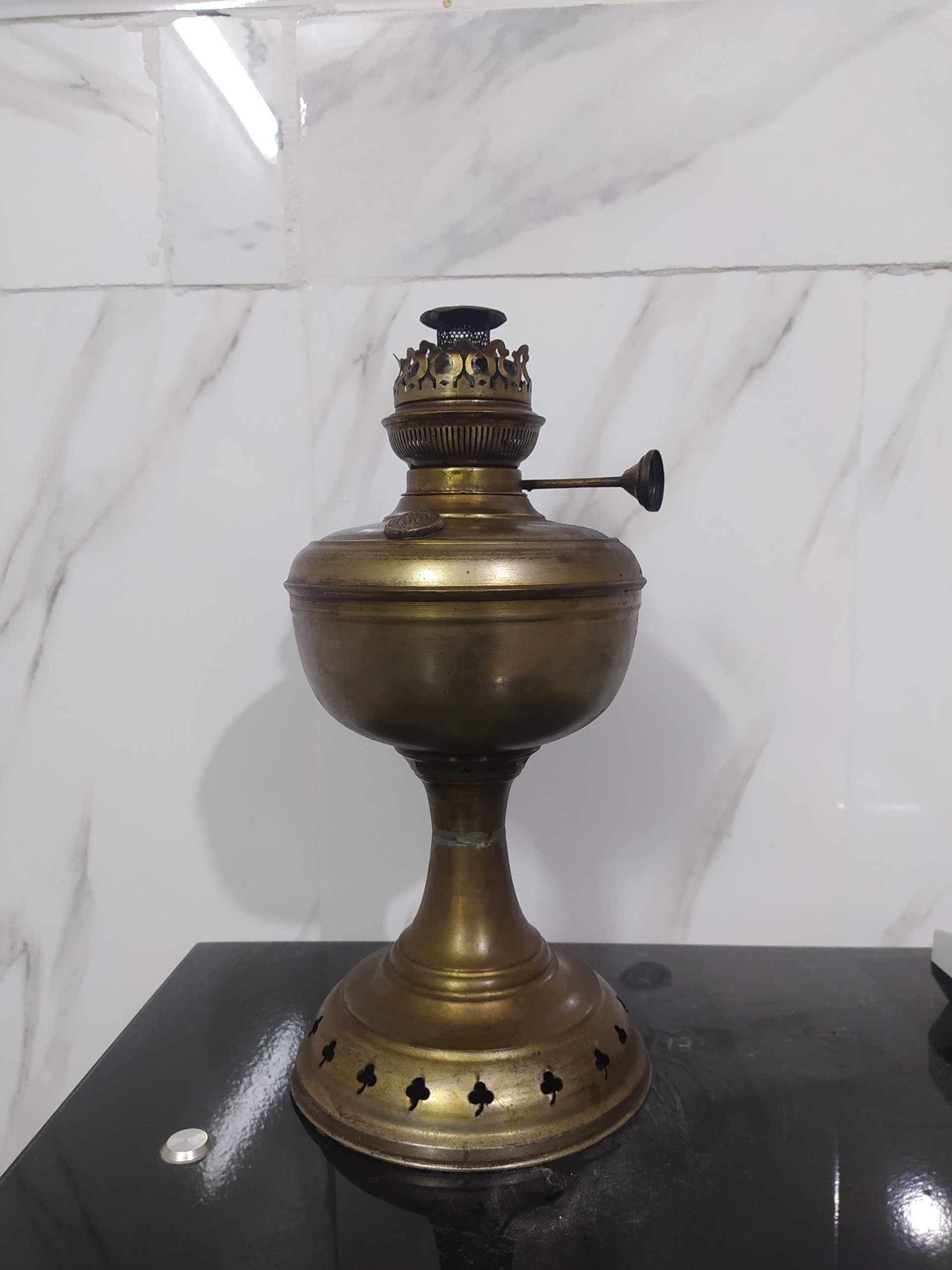 چراغ گرد سوزقدیمی (تهران روشن)
