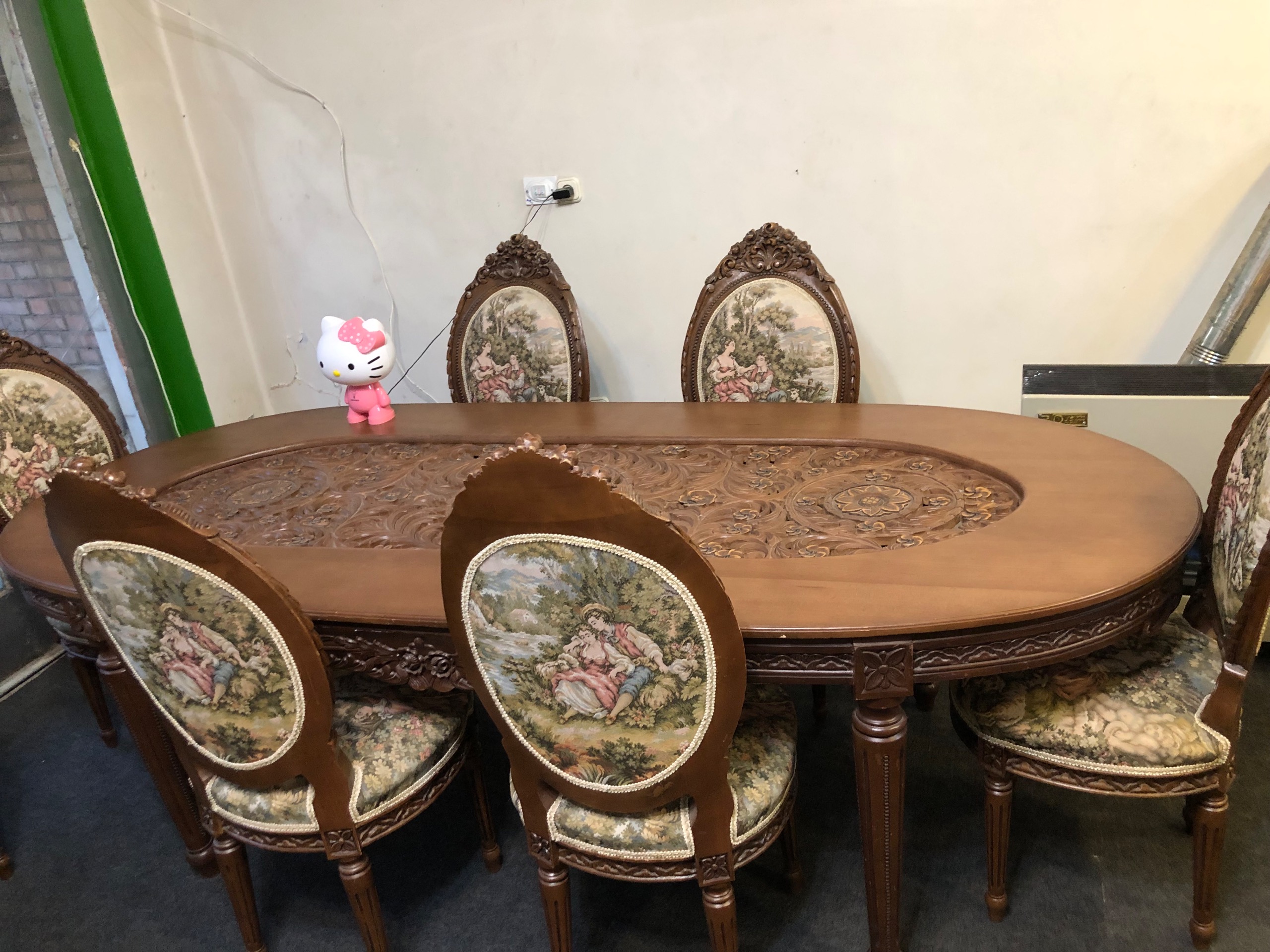 مبلمان فرحی ایتالیایی چوب گردو قدیمی