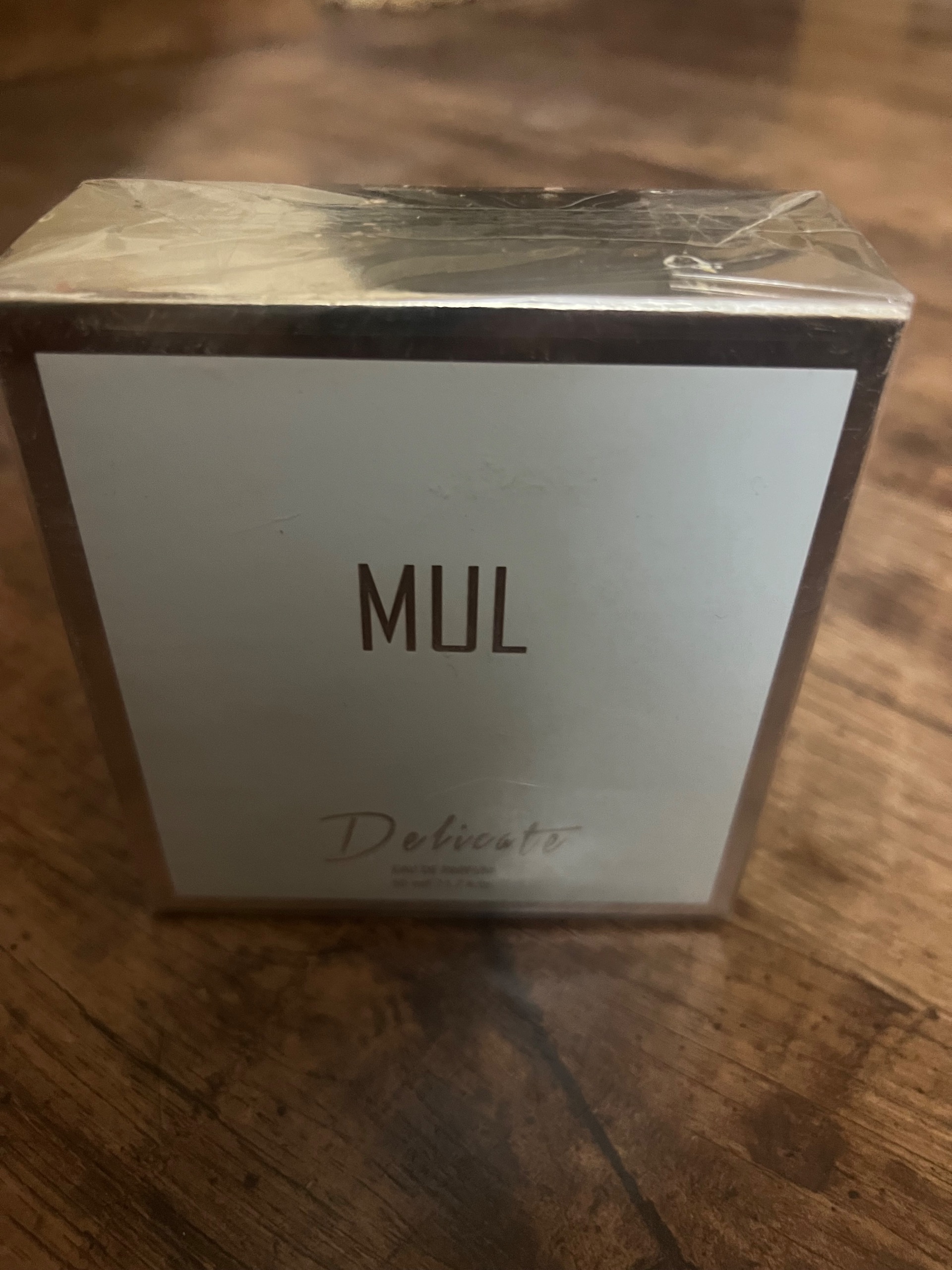 ادکلون زنانه ادوپرفیوم mul