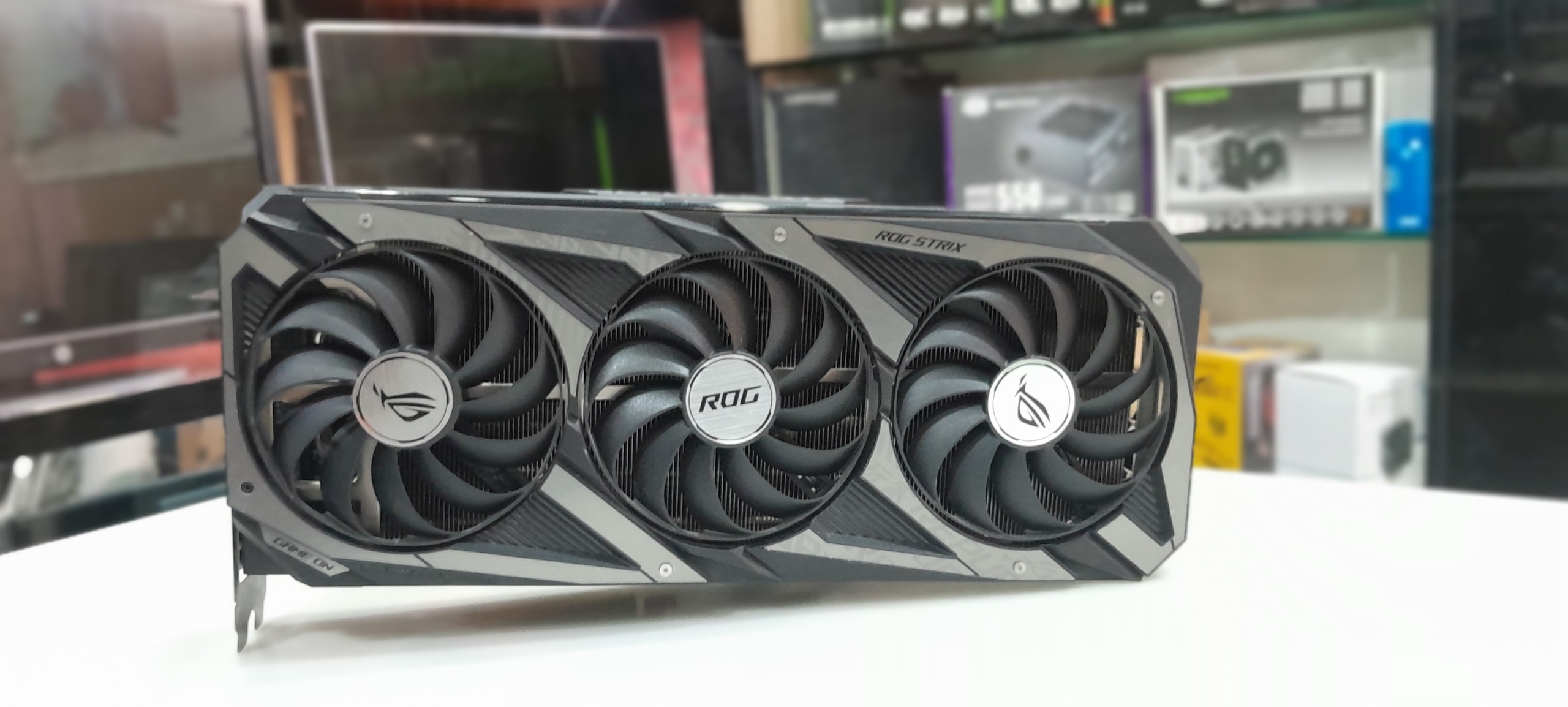 RTX 3080 ROG