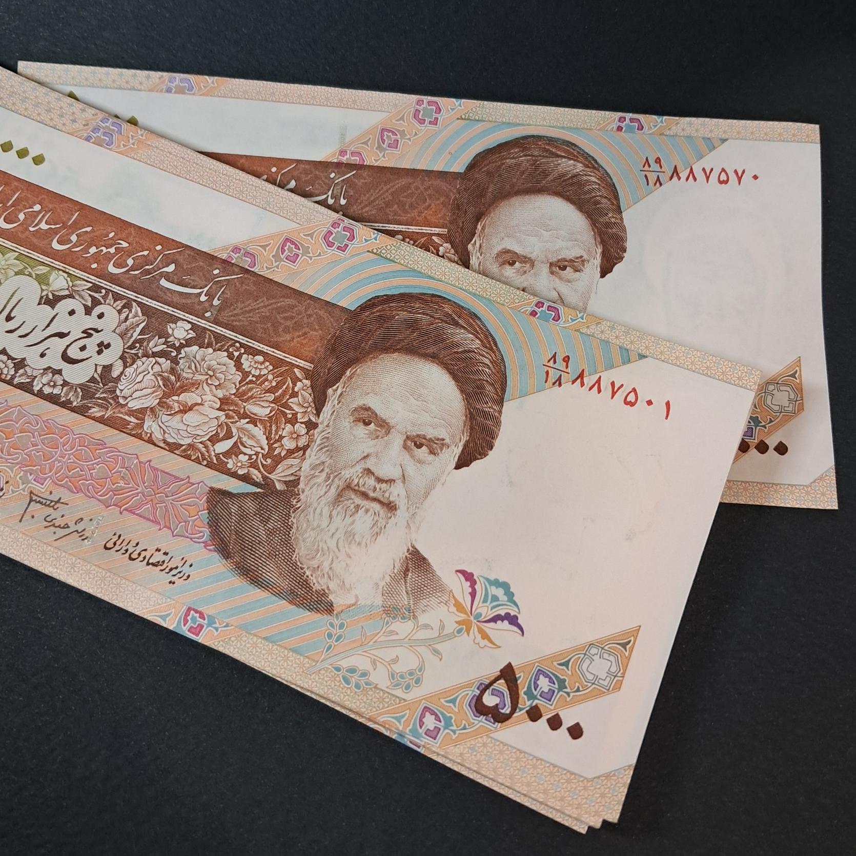 70 برگ اسکناس 500تومانی نو و بانکی