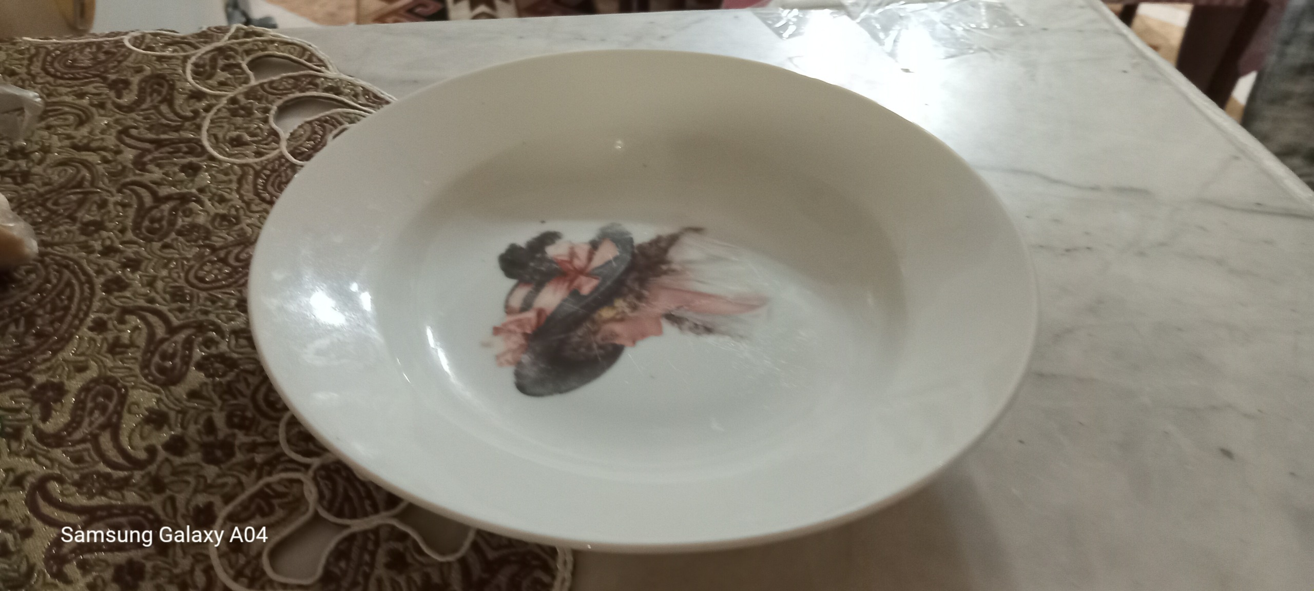بشقاب چینی قدیمی