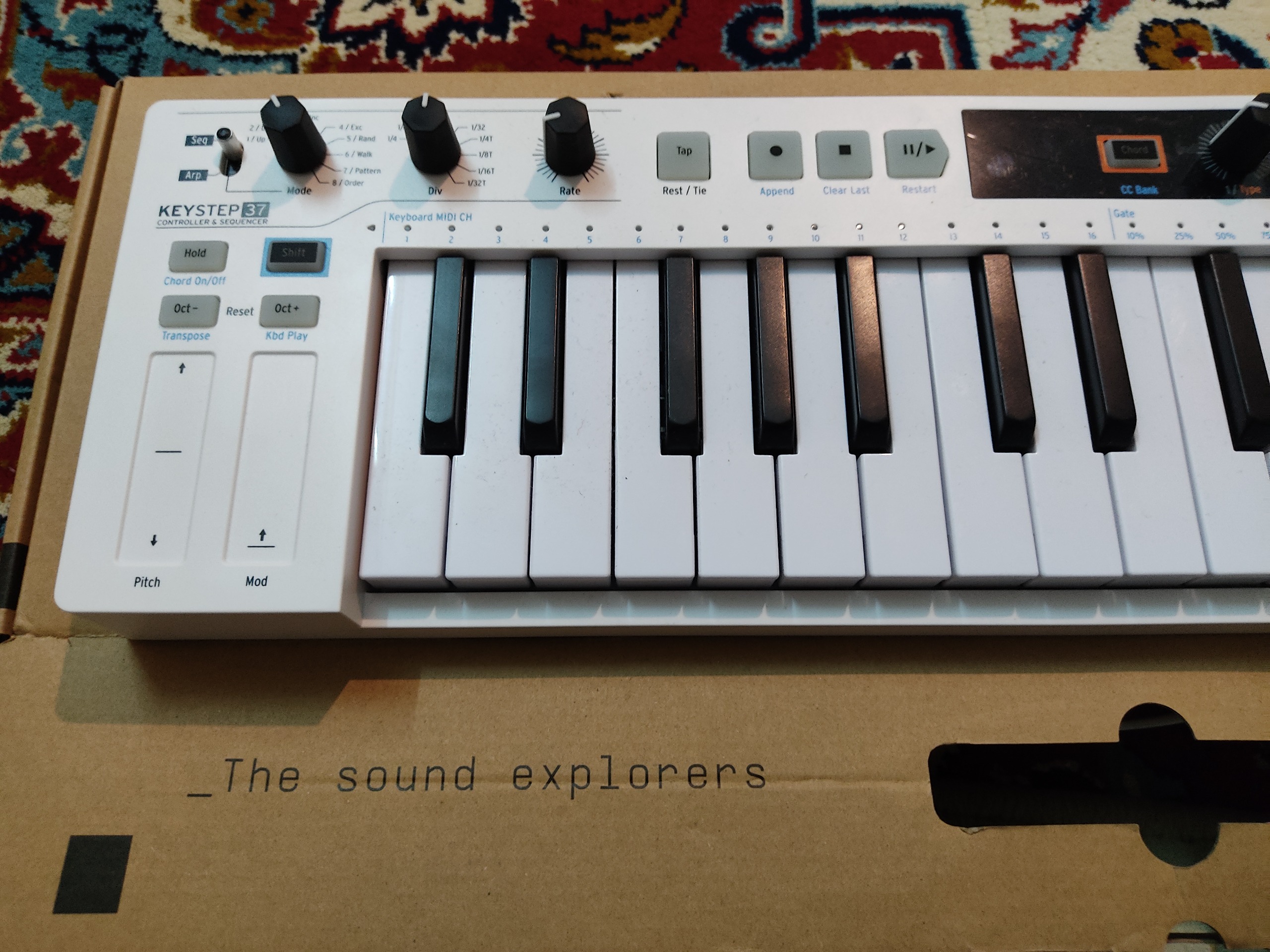 میدی کنترلر آرتوریا Arturia KeyStep 37