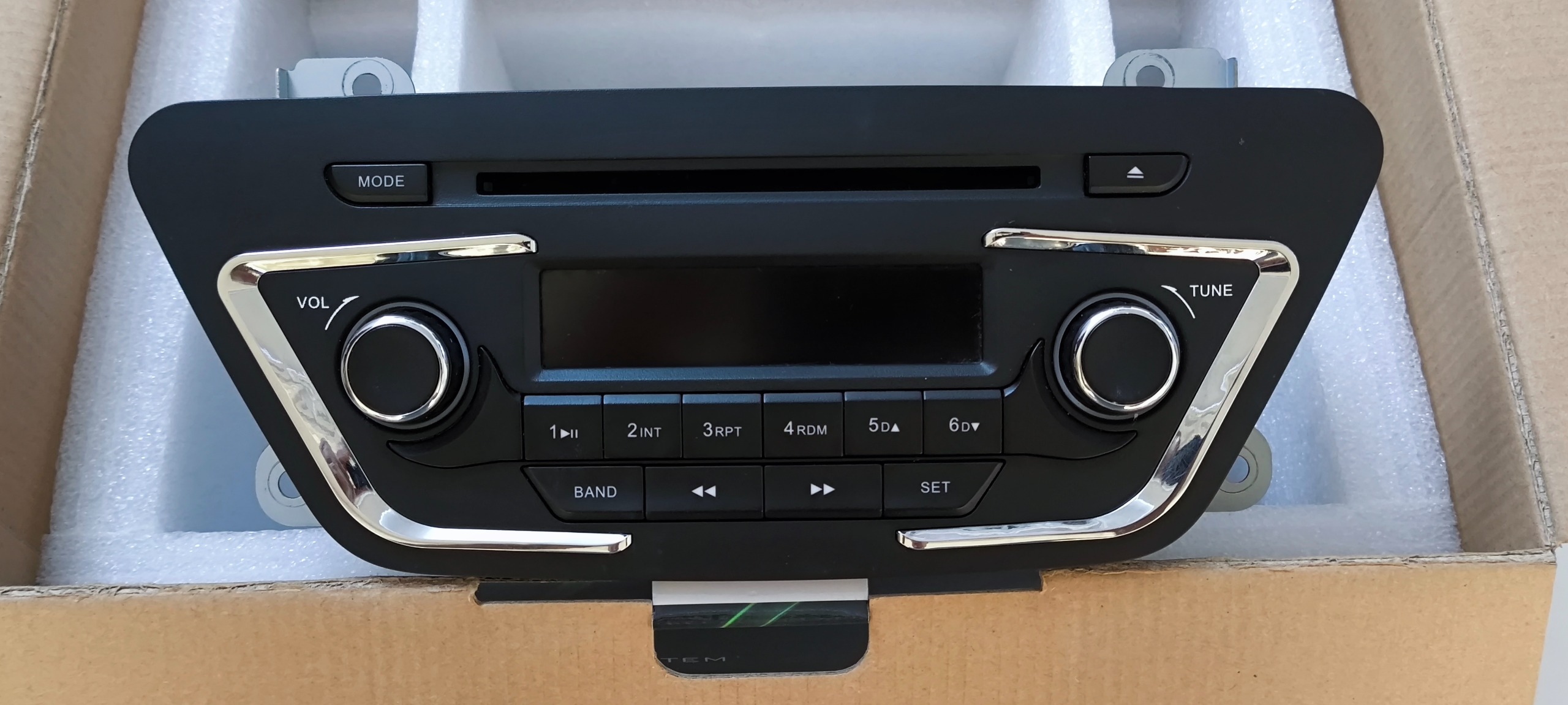 ضبط و پخش فابریکی لیفان X50