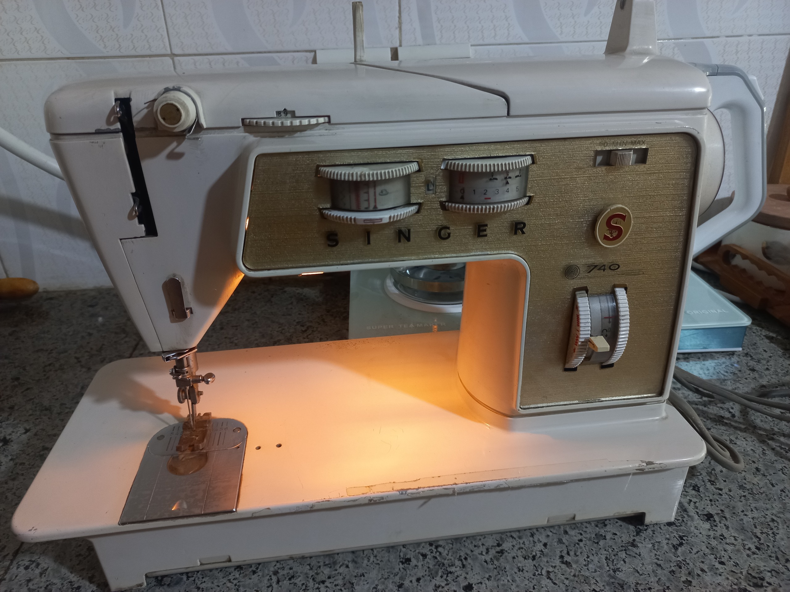 چرخ خیاطی قدیمی سینجر