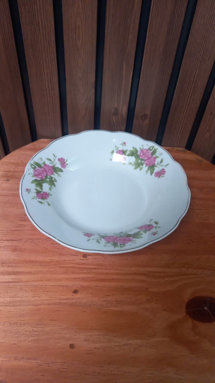 خورشت خوری چینی دو نفره گل قرمزی