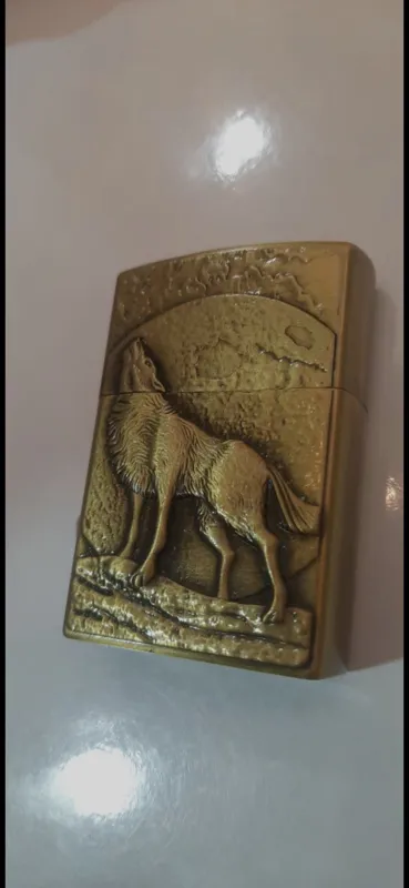 فندک گرگ طلایی طرح زیپو