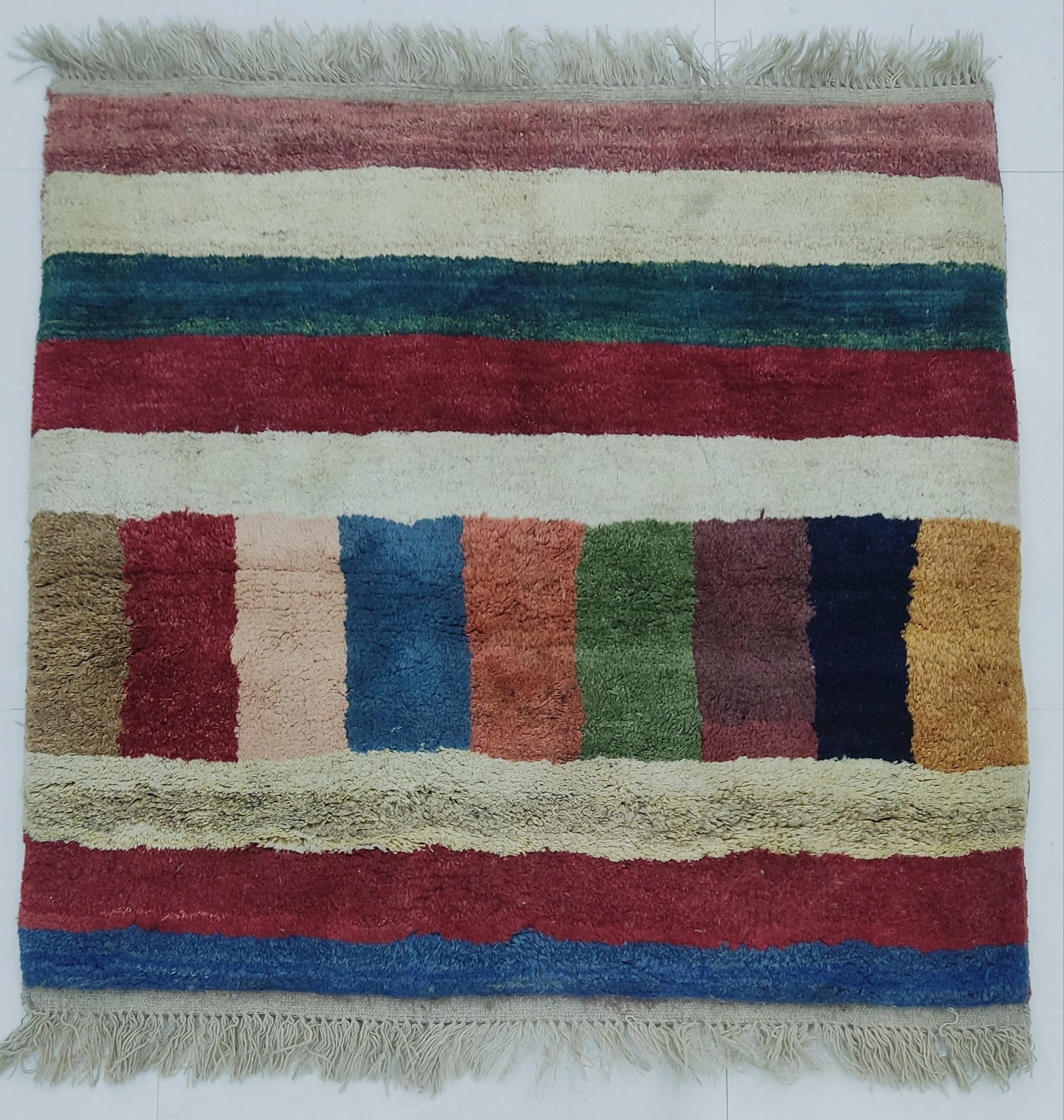 فرش قالیچه گبه مربع شکل دستبافت فارس