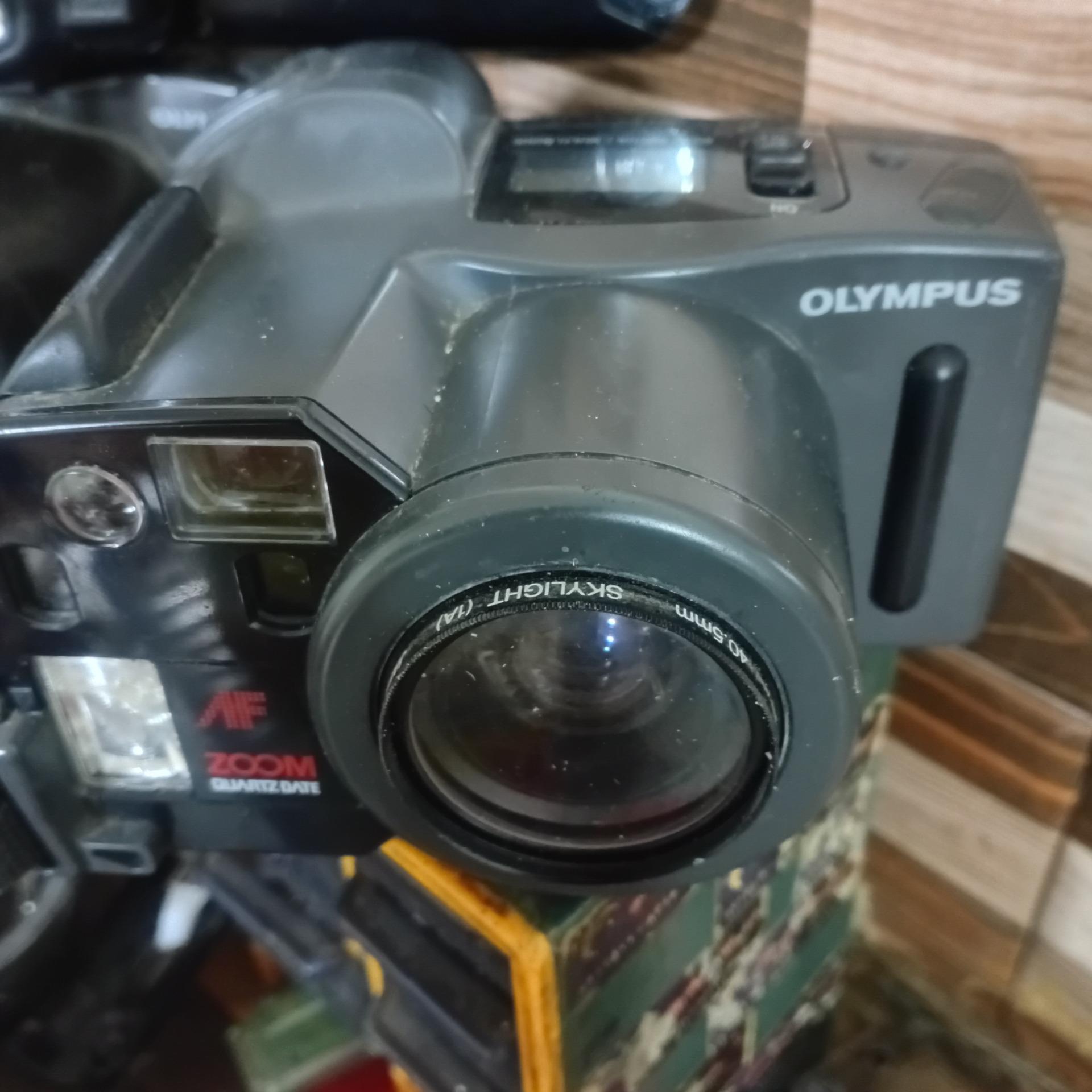 دوربین عکاسی قدیمی OLYMPUS