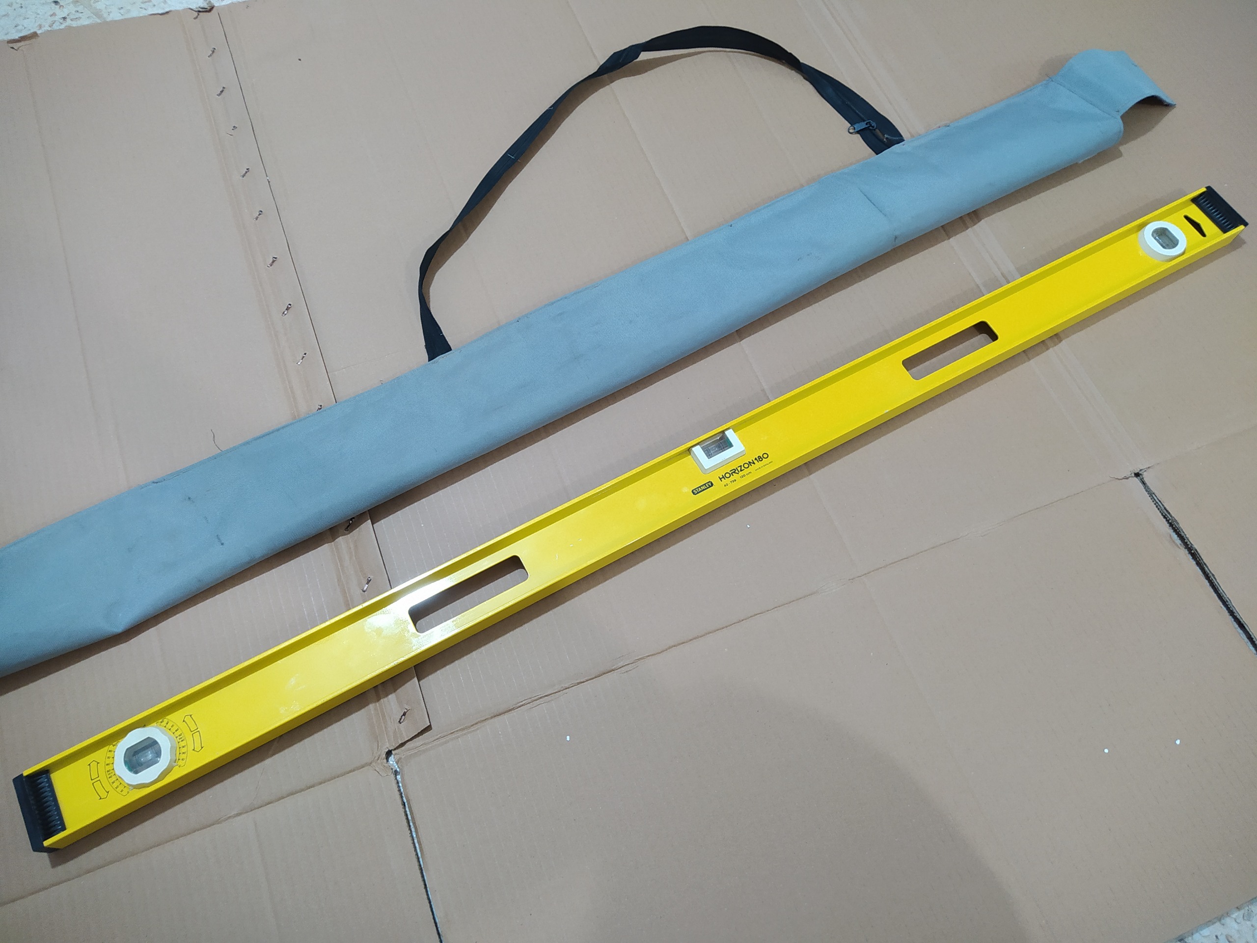 تراز حرفه ای180 درجه 120 سانتی STANLEY انگلستان