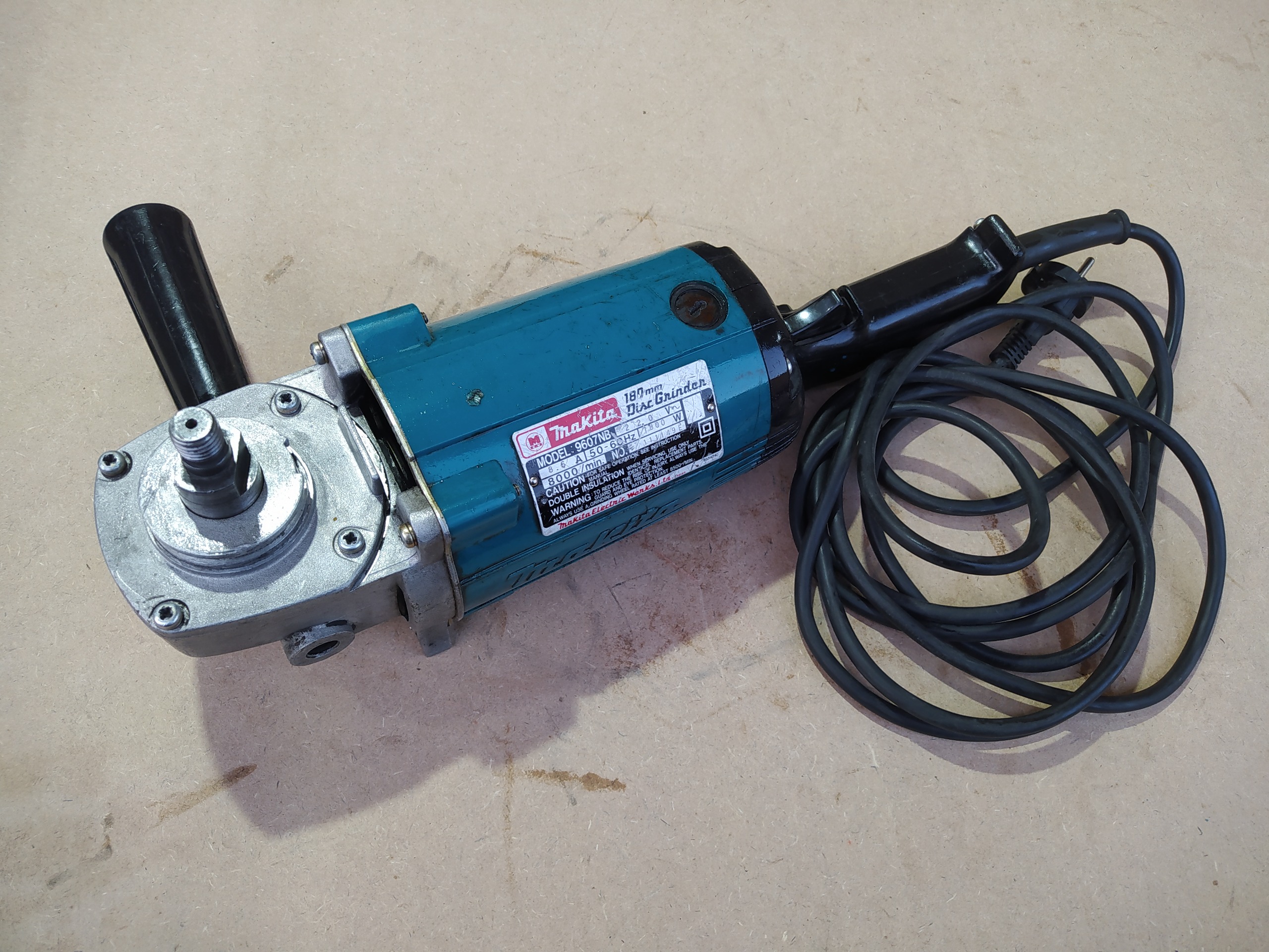 سنگ فرز عتیقه پلاک فلزی 1800 وات Makita ژاپن