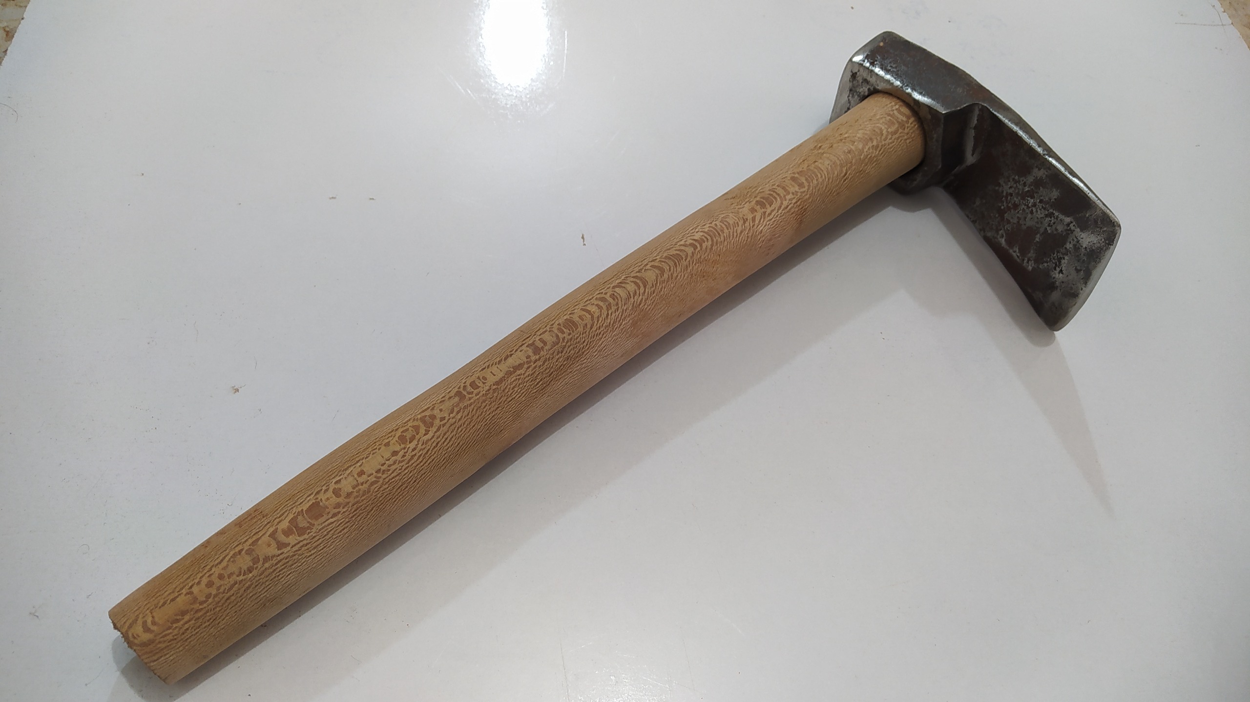 تیشه کوچک نجاری قدیمی فولادی دست ساز آبدیده