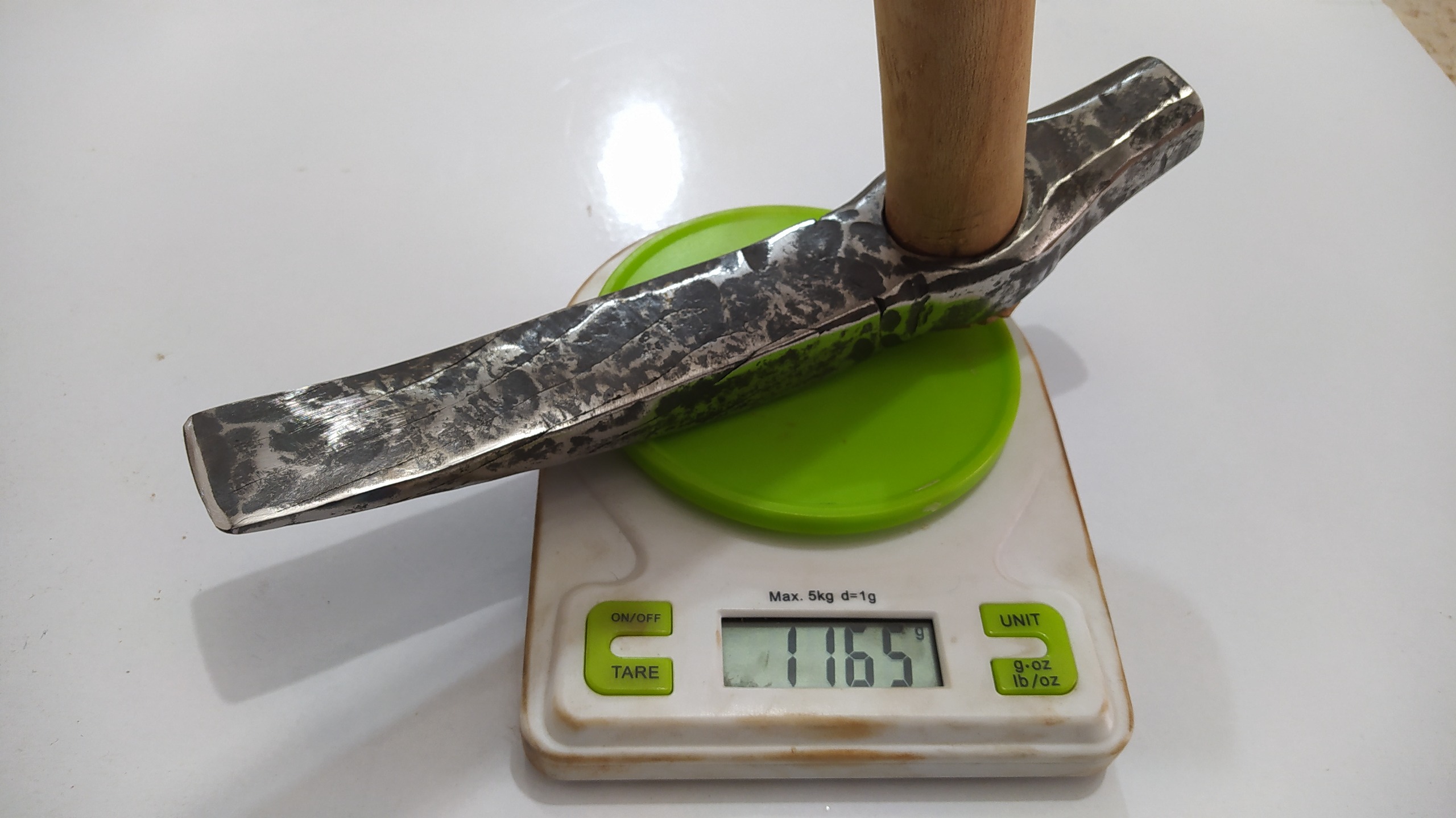 تیشه فولادی محکم و کشیده کنده کاری و تخریب