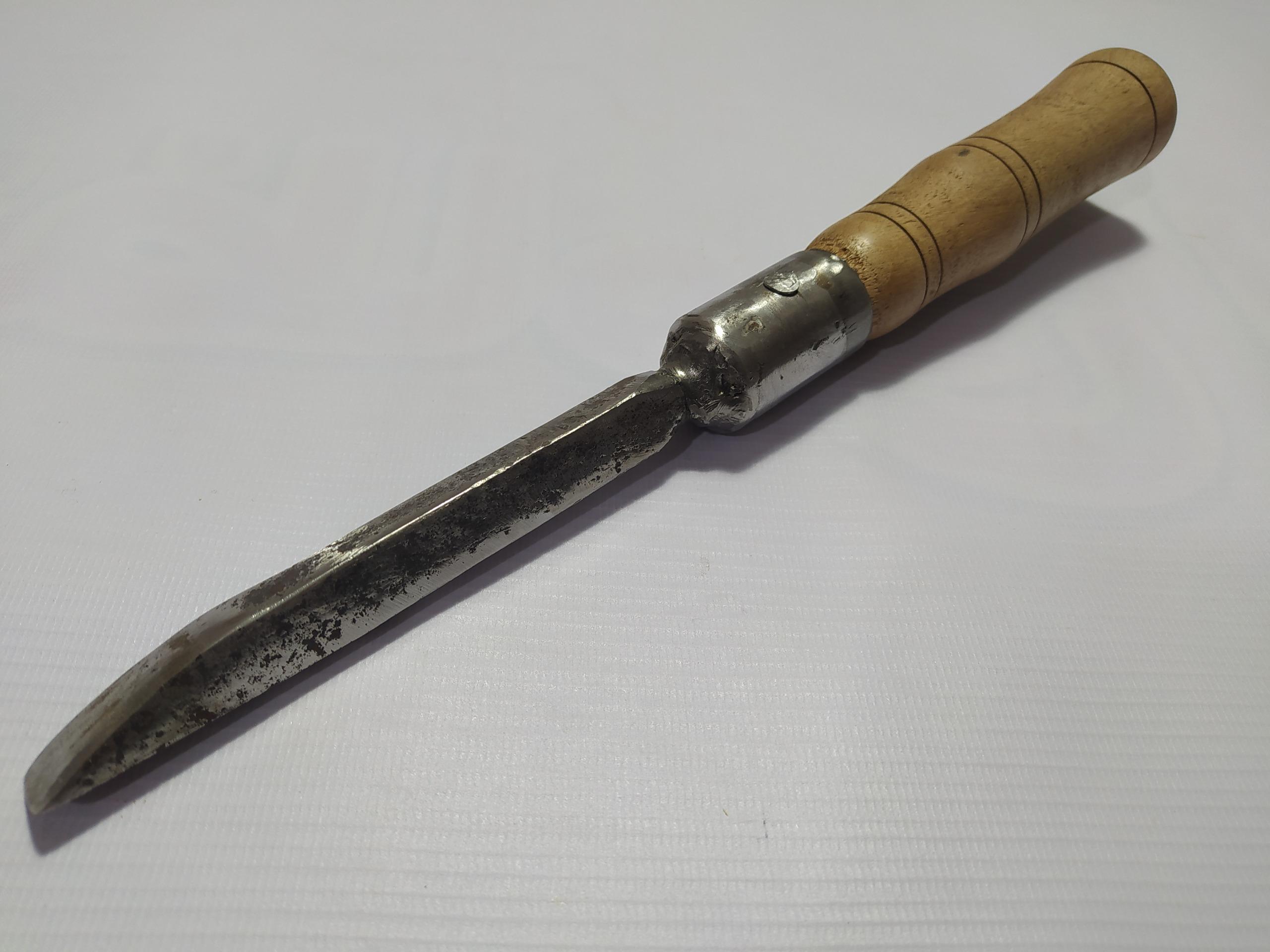 مغار یا اسکنه فولادی دست ساز قدیمی بسیار زیبا