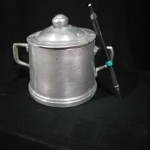قندان