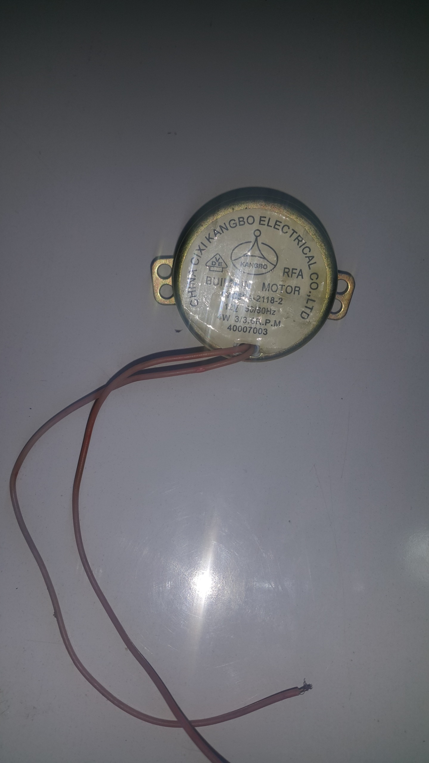 موتور گیربکسی 12ولت  توضیحات دارد