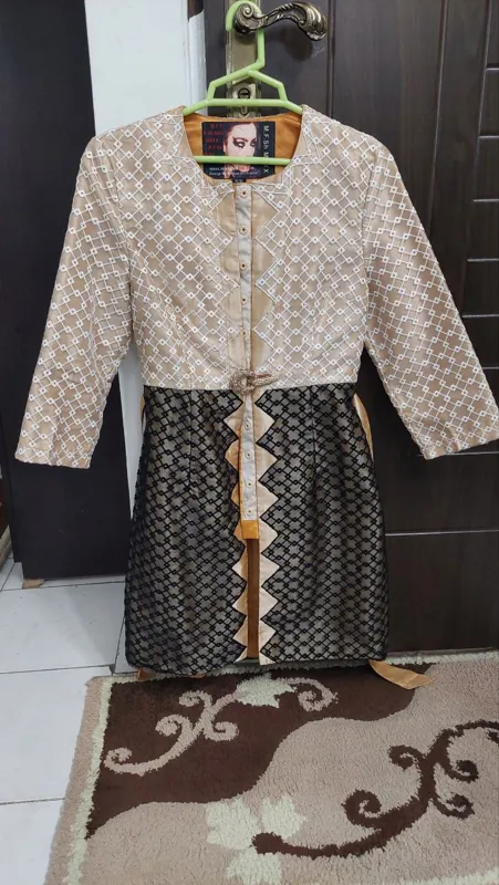 مانتو مجلسی زنانه و دخترانه