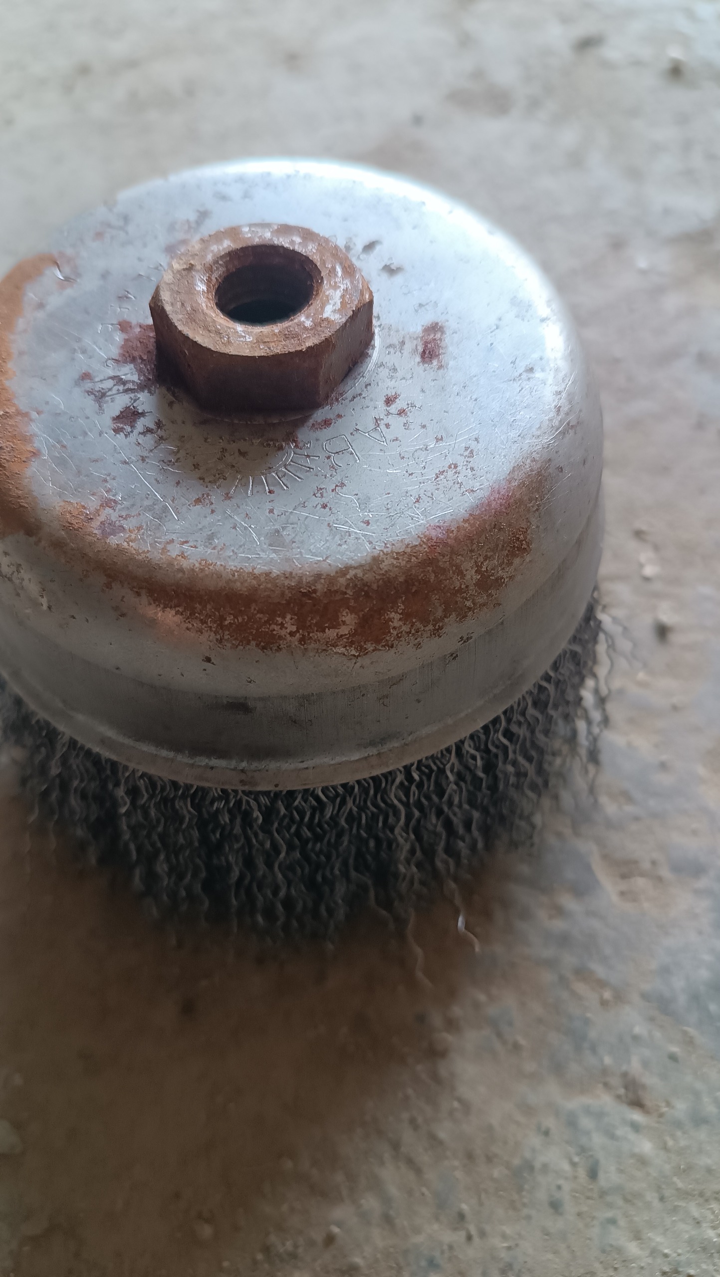 برس سیمی کاسه ای