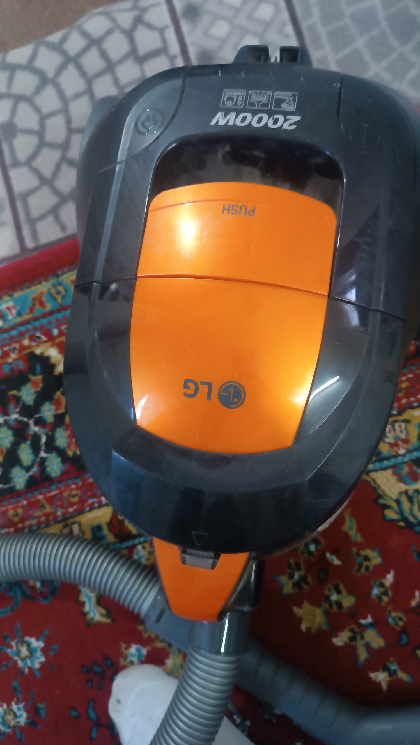 جاروبرقی ال جی 2000وات