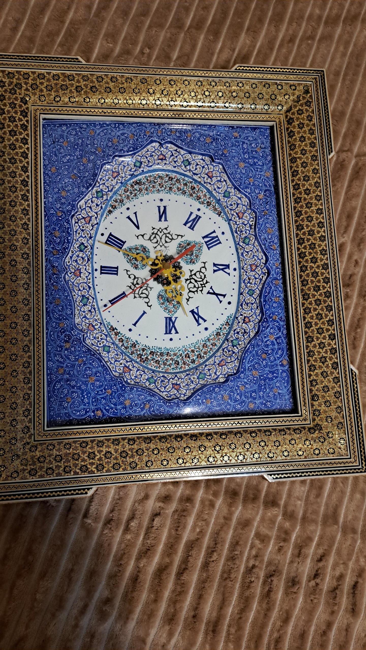 ساعت دیواری منبت