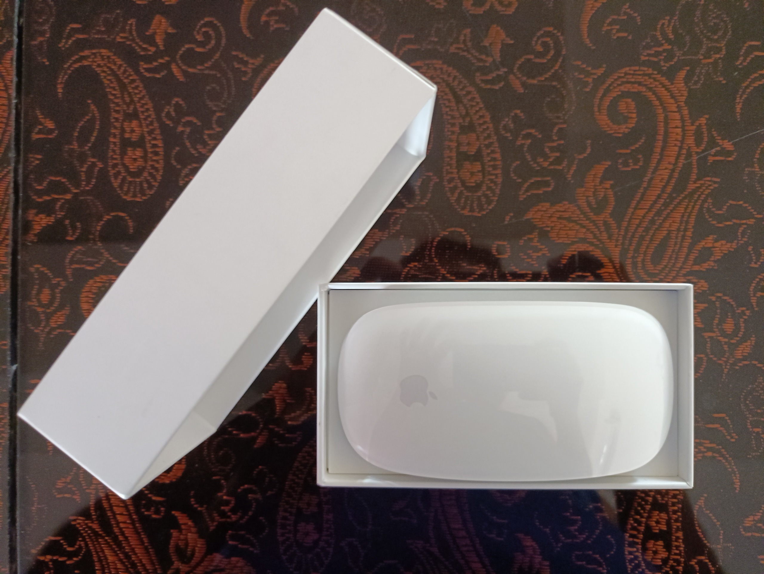 موس بی سیم اپل مدل Magic Mouse MK2E3Z/A A1657