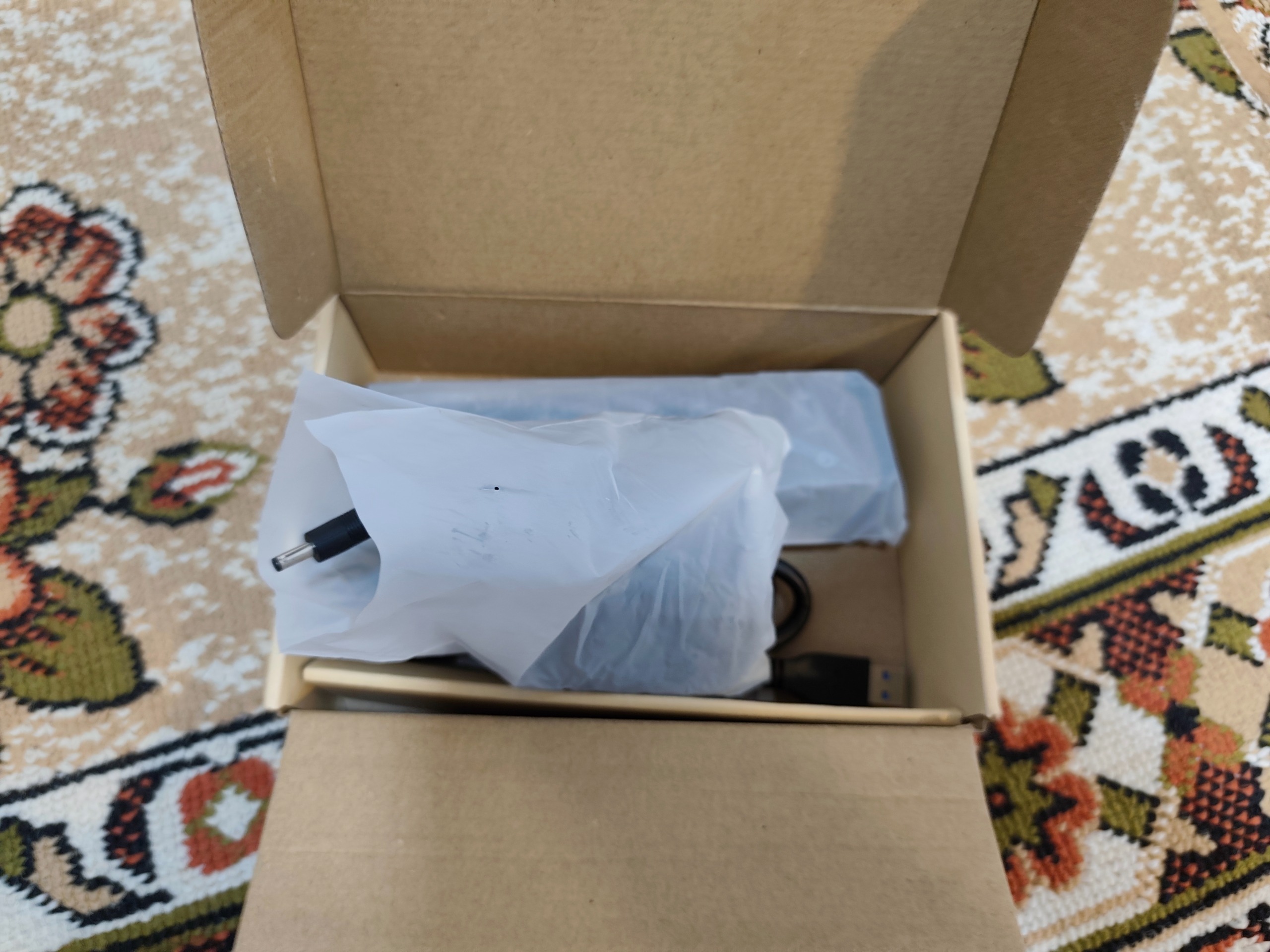 هاب usb آداپتور دار 8 پورت