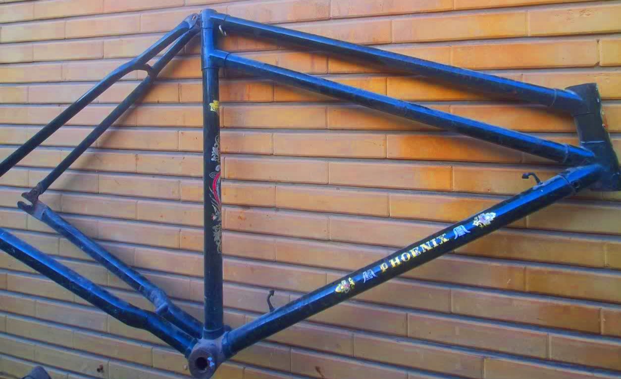 بدنه دوچرخه 28 چینی قدیمی سالم