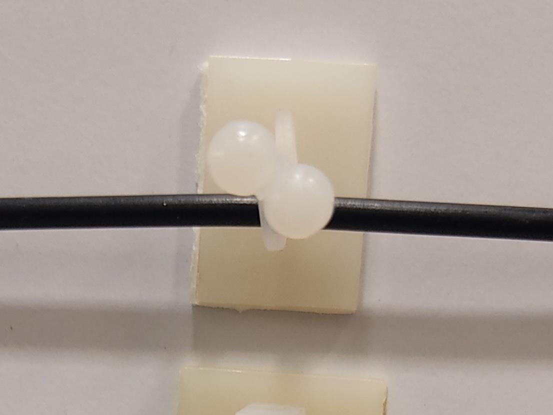 سیم و کابل جمع کن پشت چسب دار بسته 20 عددی