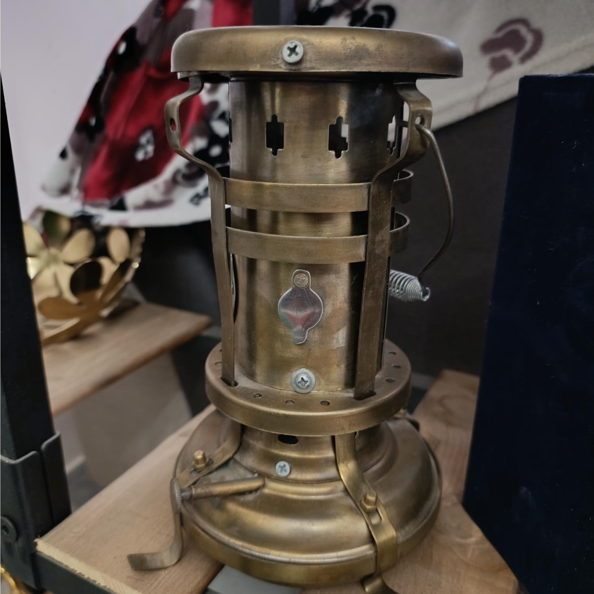 چراغ قدیمی تزیینی