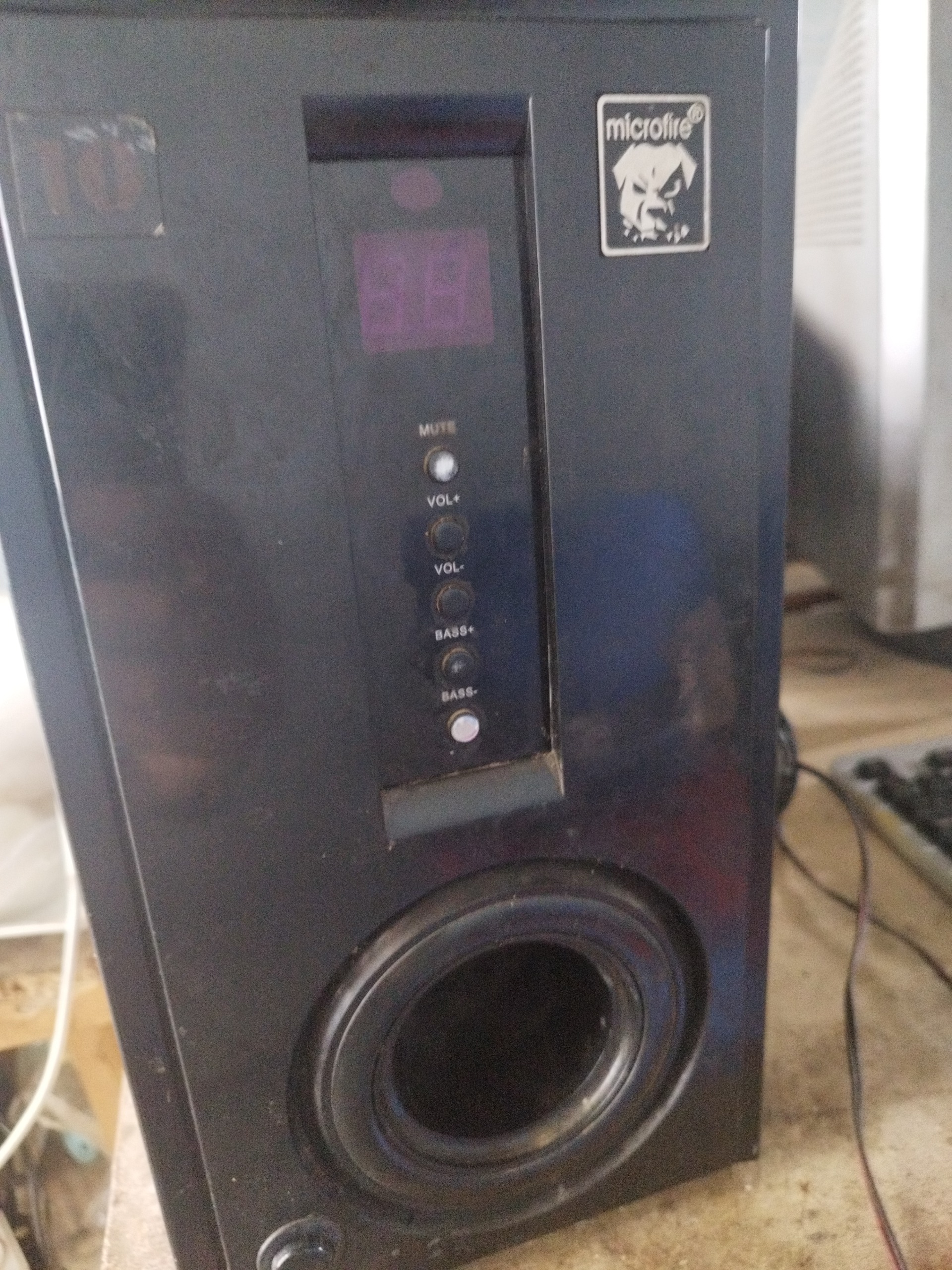 اسپیکرمیکروmicrofire دست دو سالم