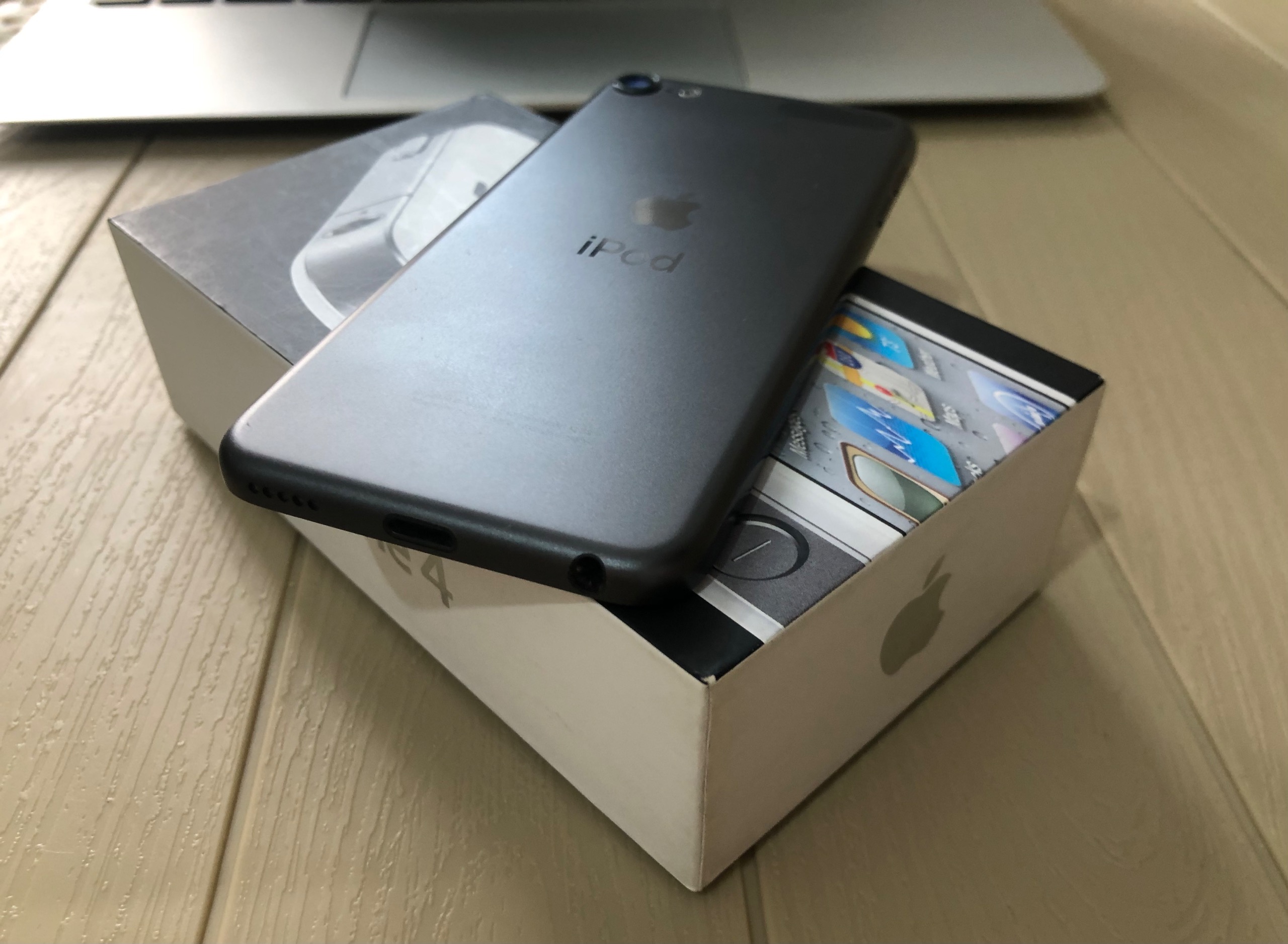 iPod Touch 7th Gen EXCELLENT Condition