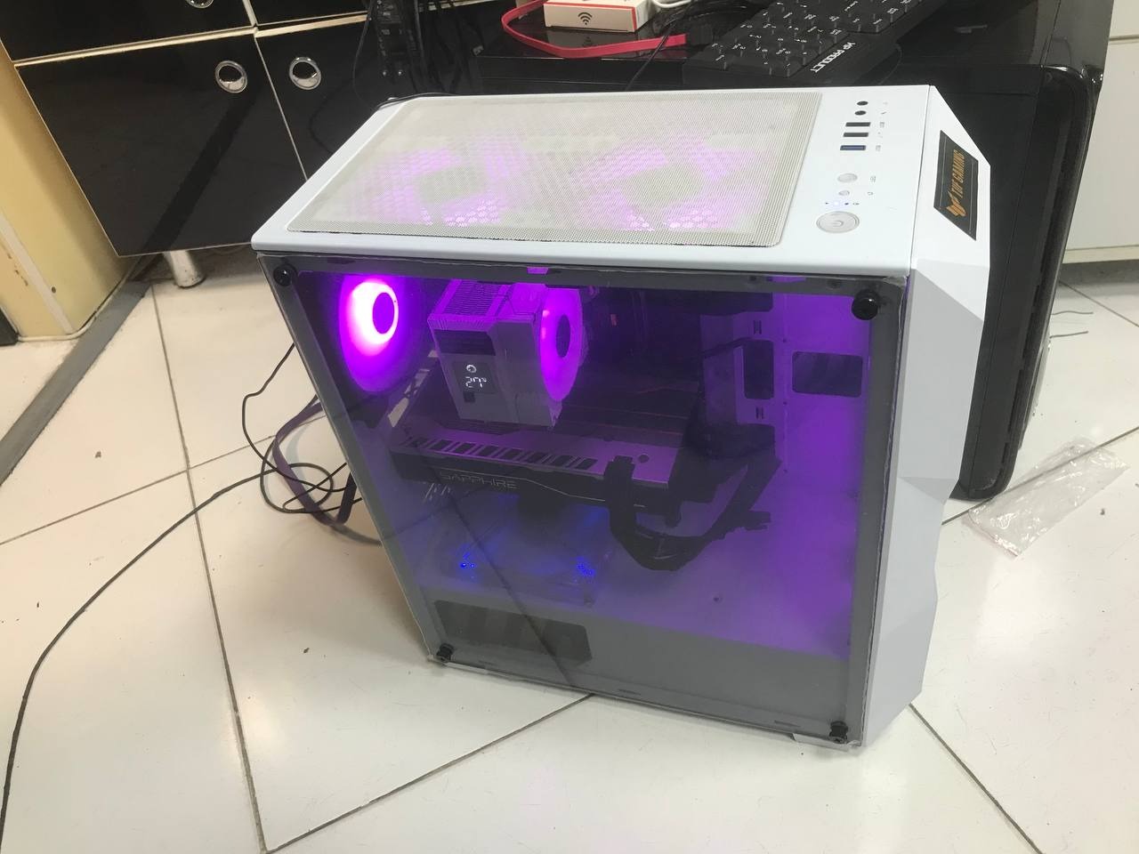 کیس گیمینگ تم سفید فول rgb