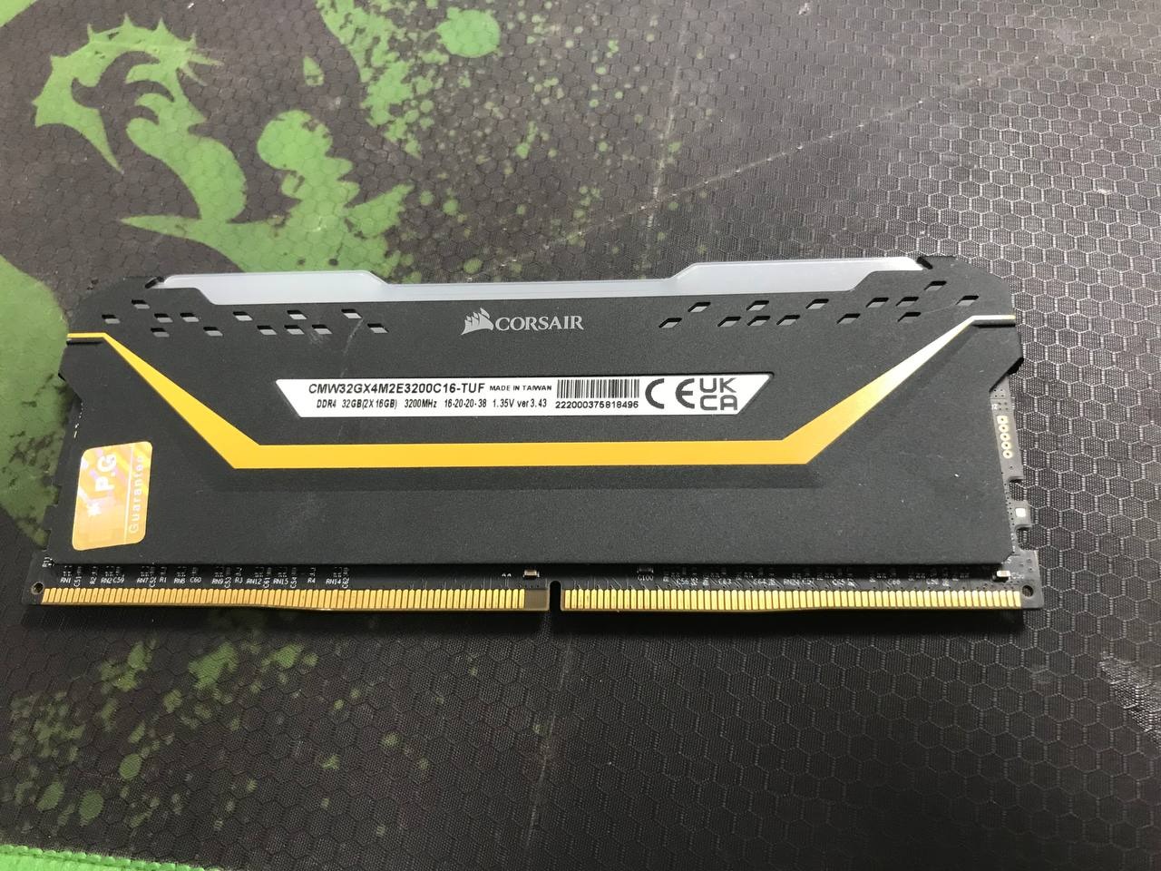 رم کورسیر rgb 16gig 3200