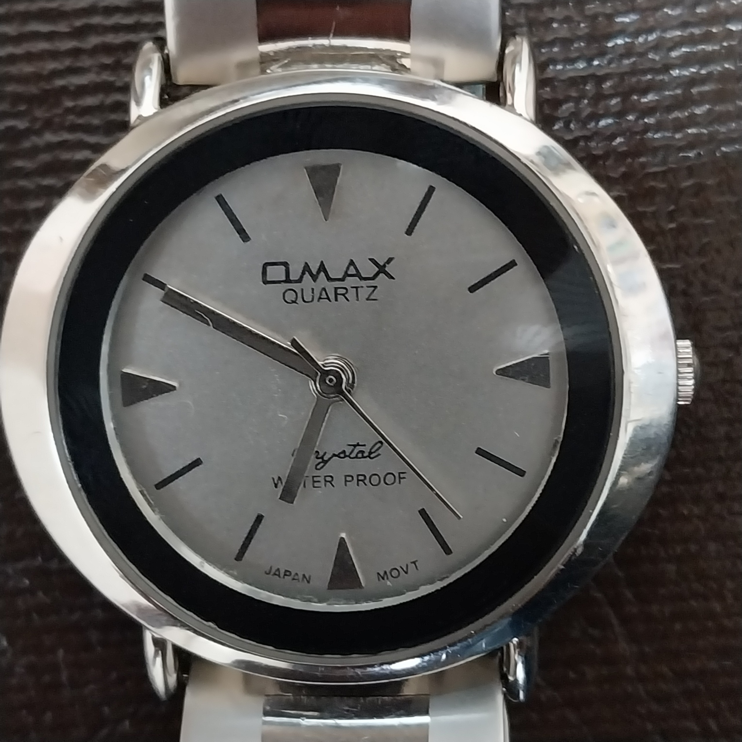 ساعت اماکس OMAX