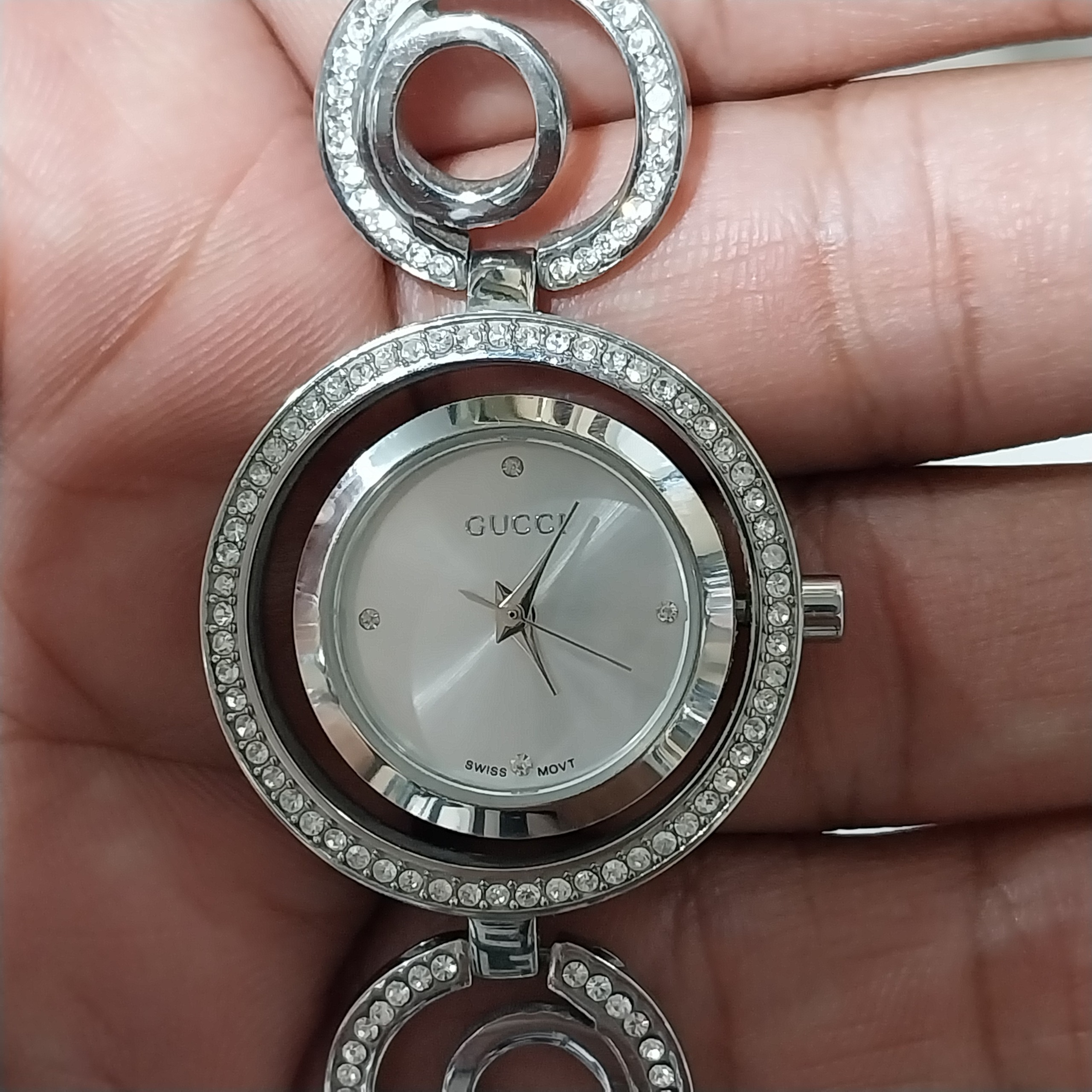 ساعت زنانه گوچی نگین دار