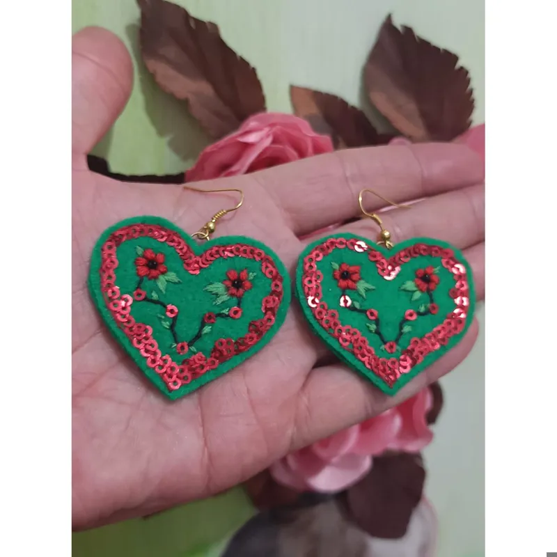 گوشواره نمدی طرح قلب