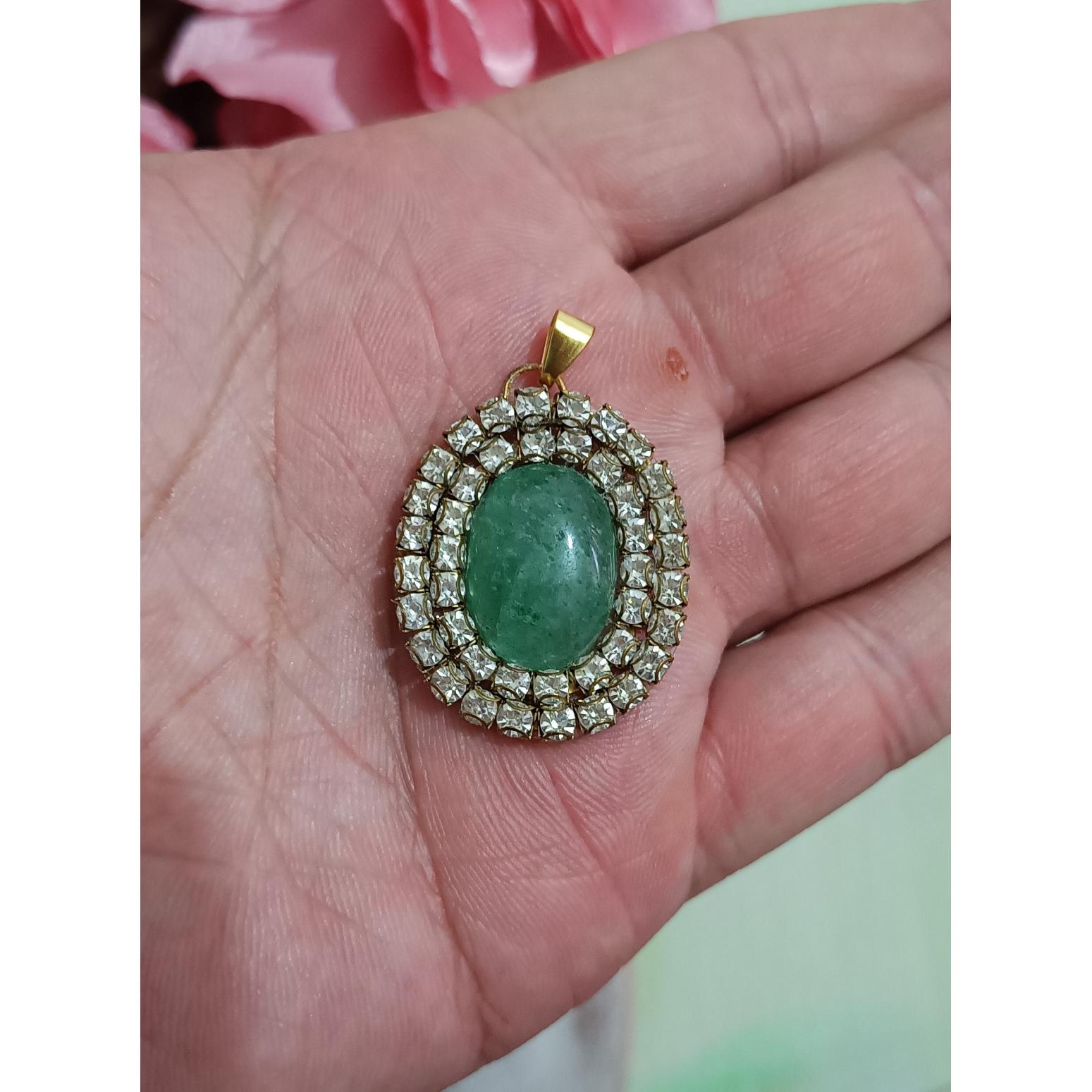 پلاک سنگی کوارتز سبز نگین دار