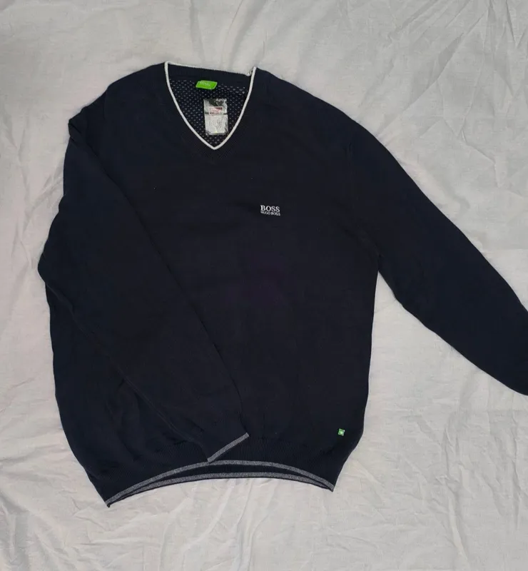 بلوز یقه 7 sweater v neck هوگوبُس اصلی