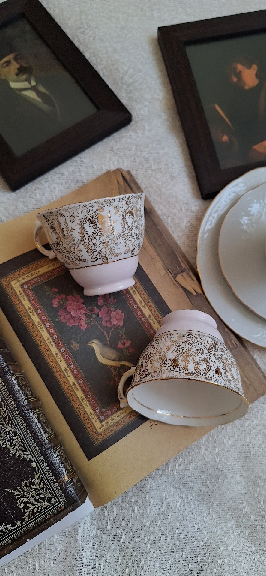 فنجان آنتیک انگلیسی