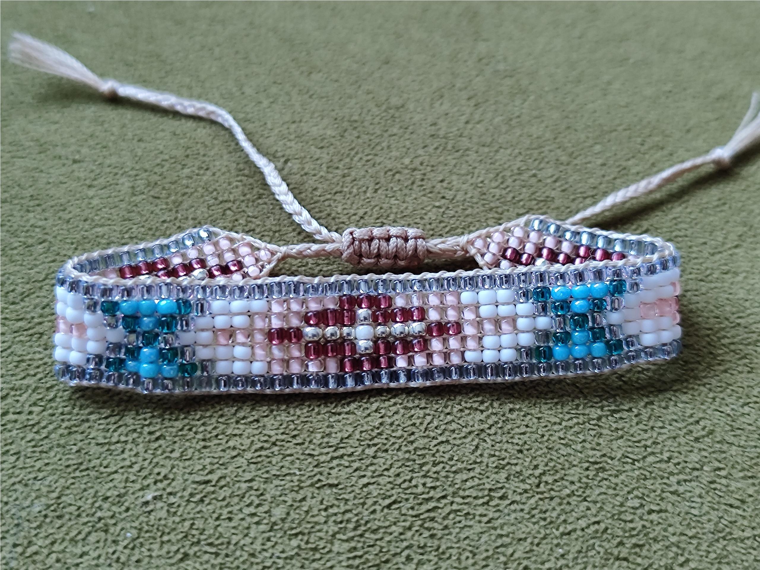 دستبند منجوق بافی