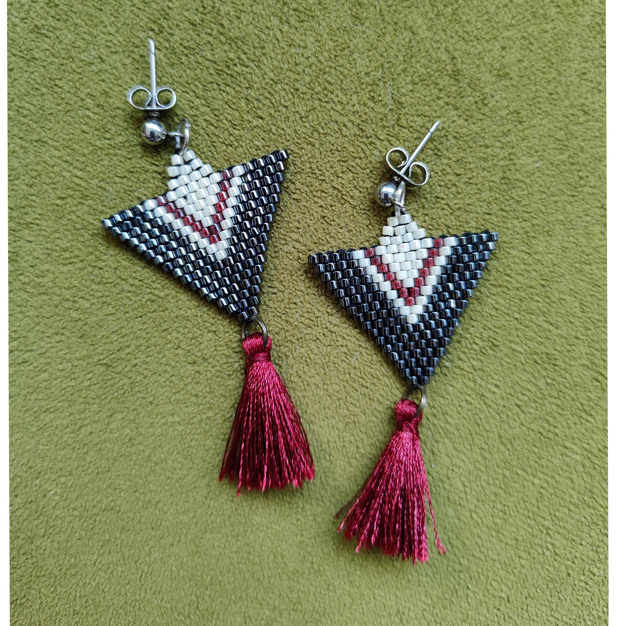 گوشواره منجوقبافی میوکی