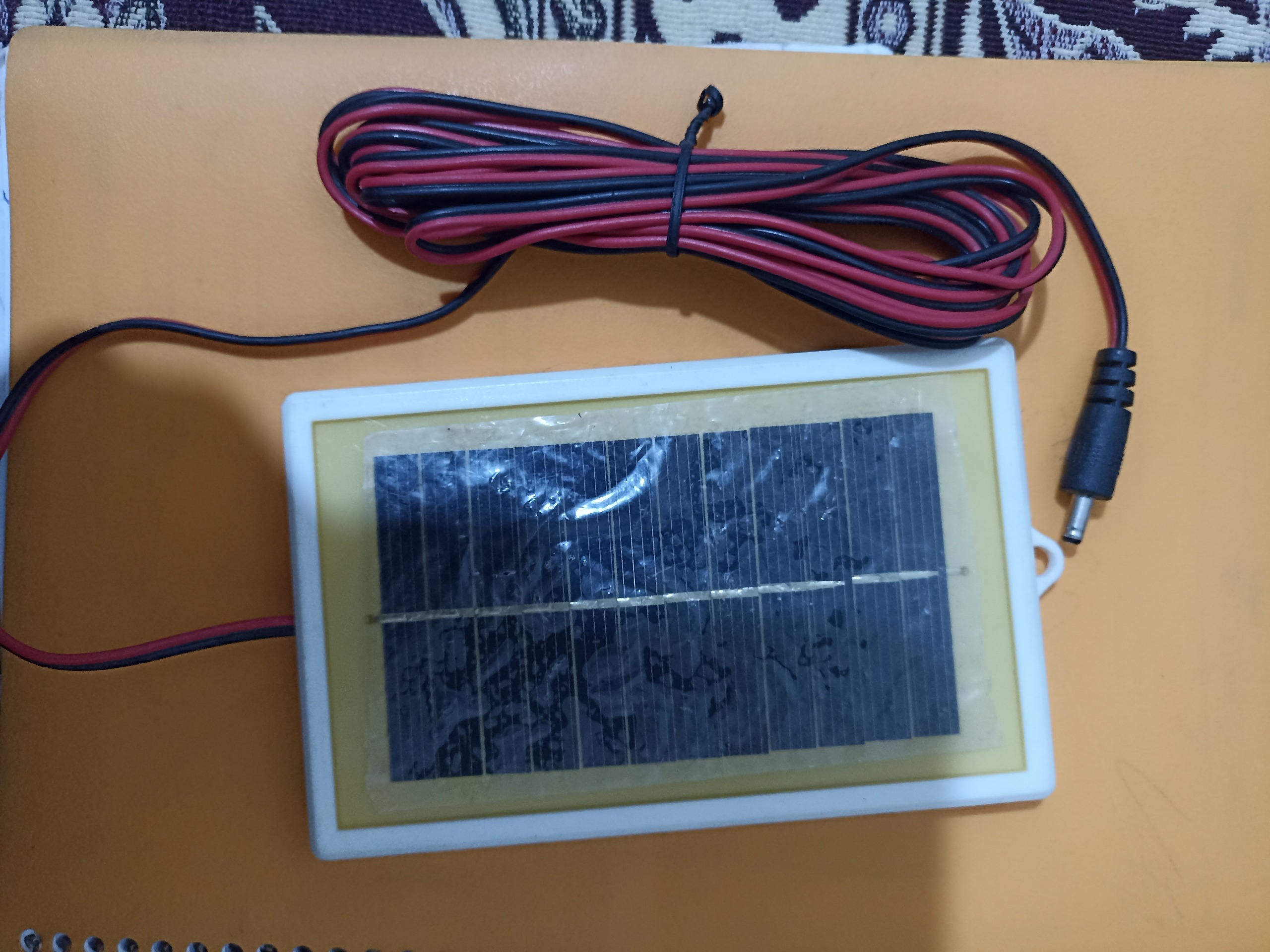 پنل خورشیدی کوچک