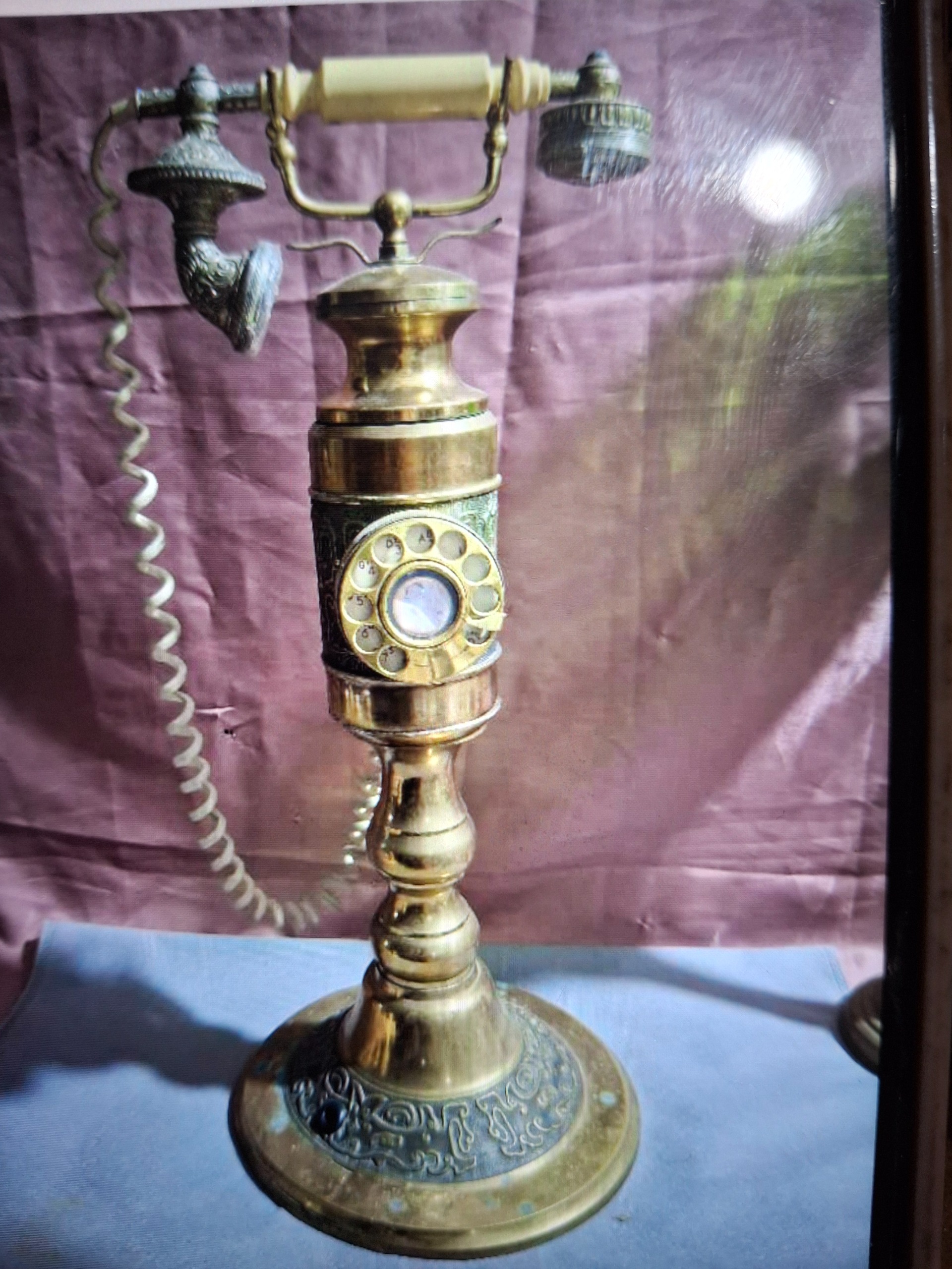 گوشی تلفن قدیمی