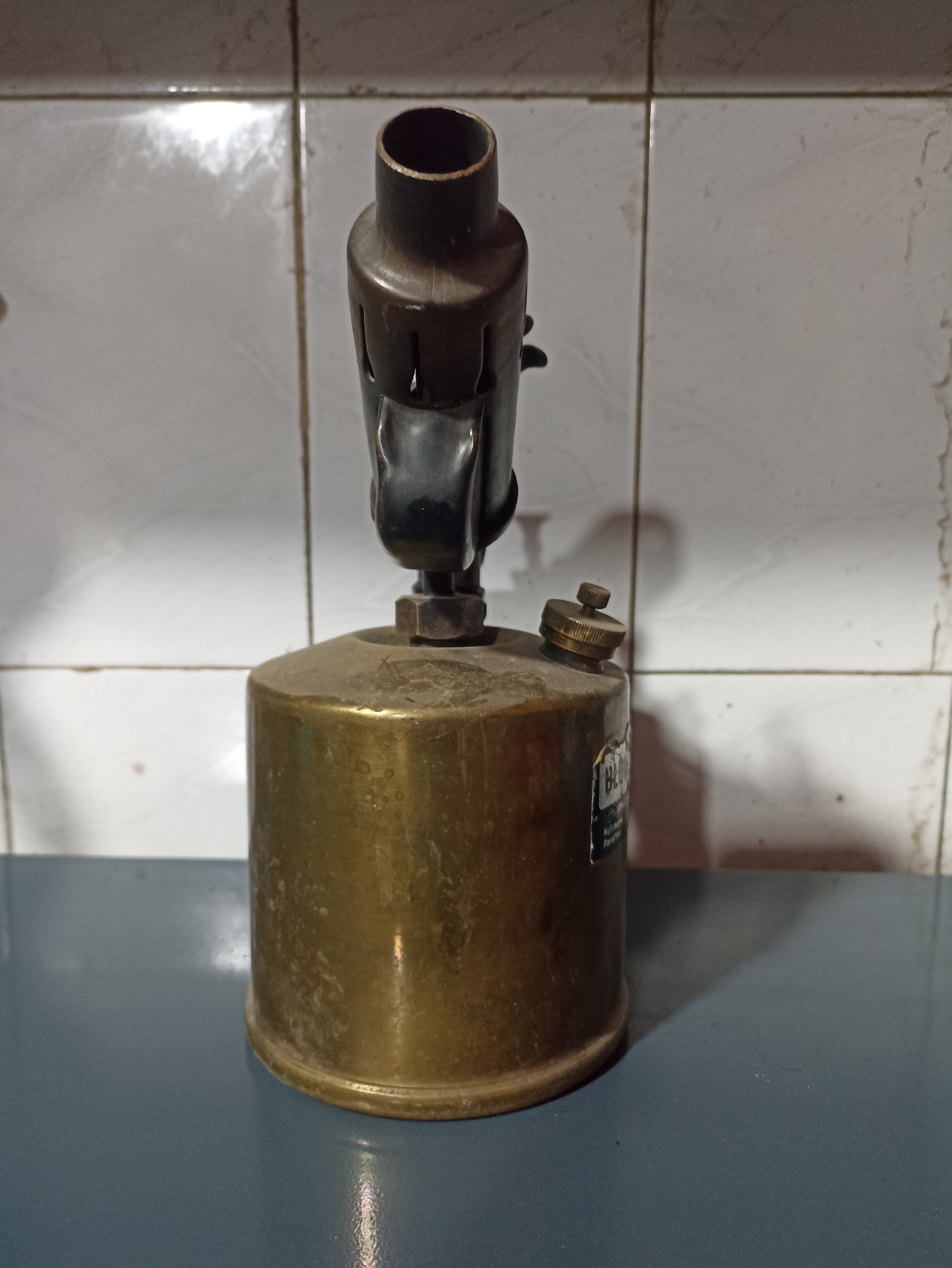 چراغ پریموس قدیمی